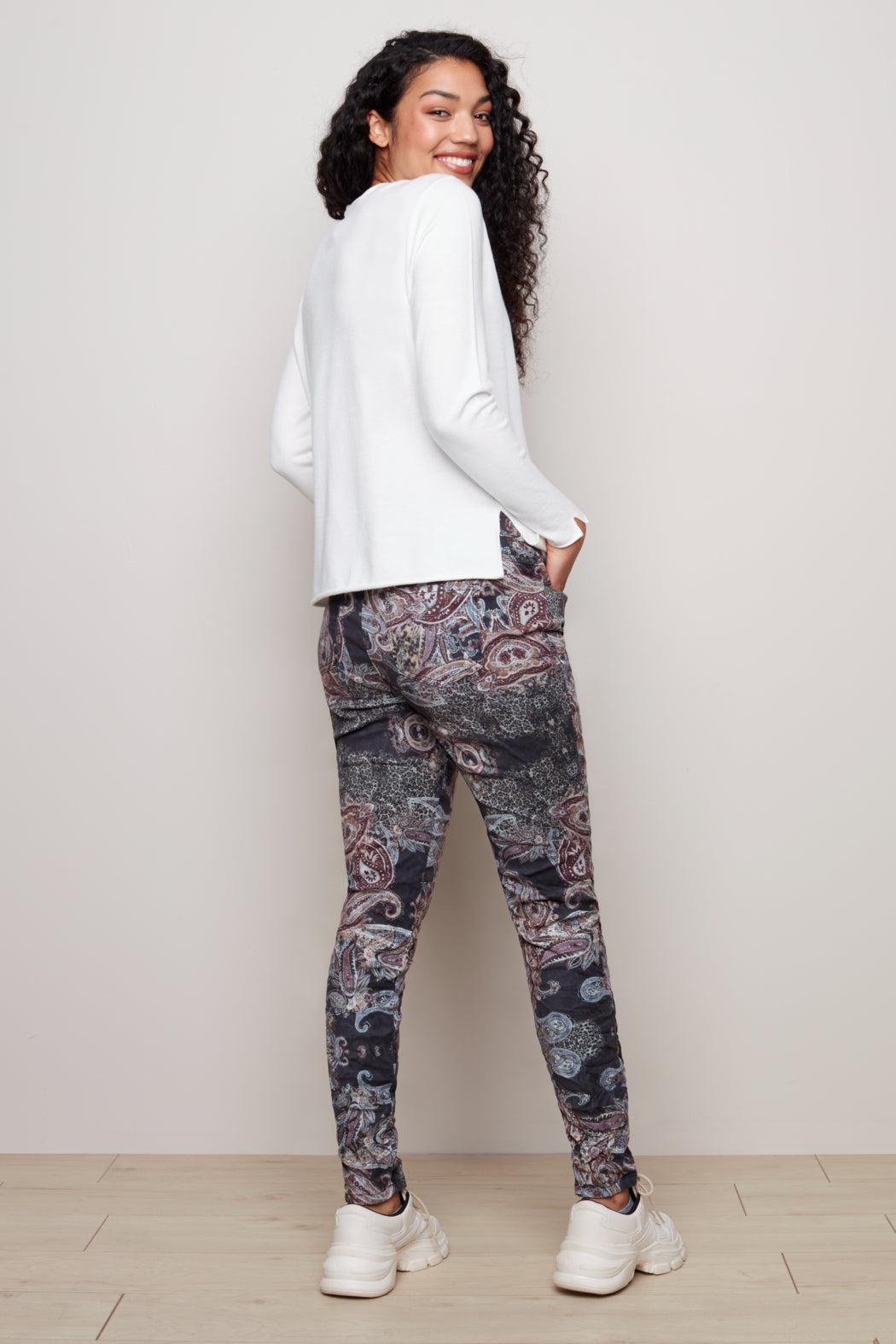 Basic V-neck Sweater Product Image