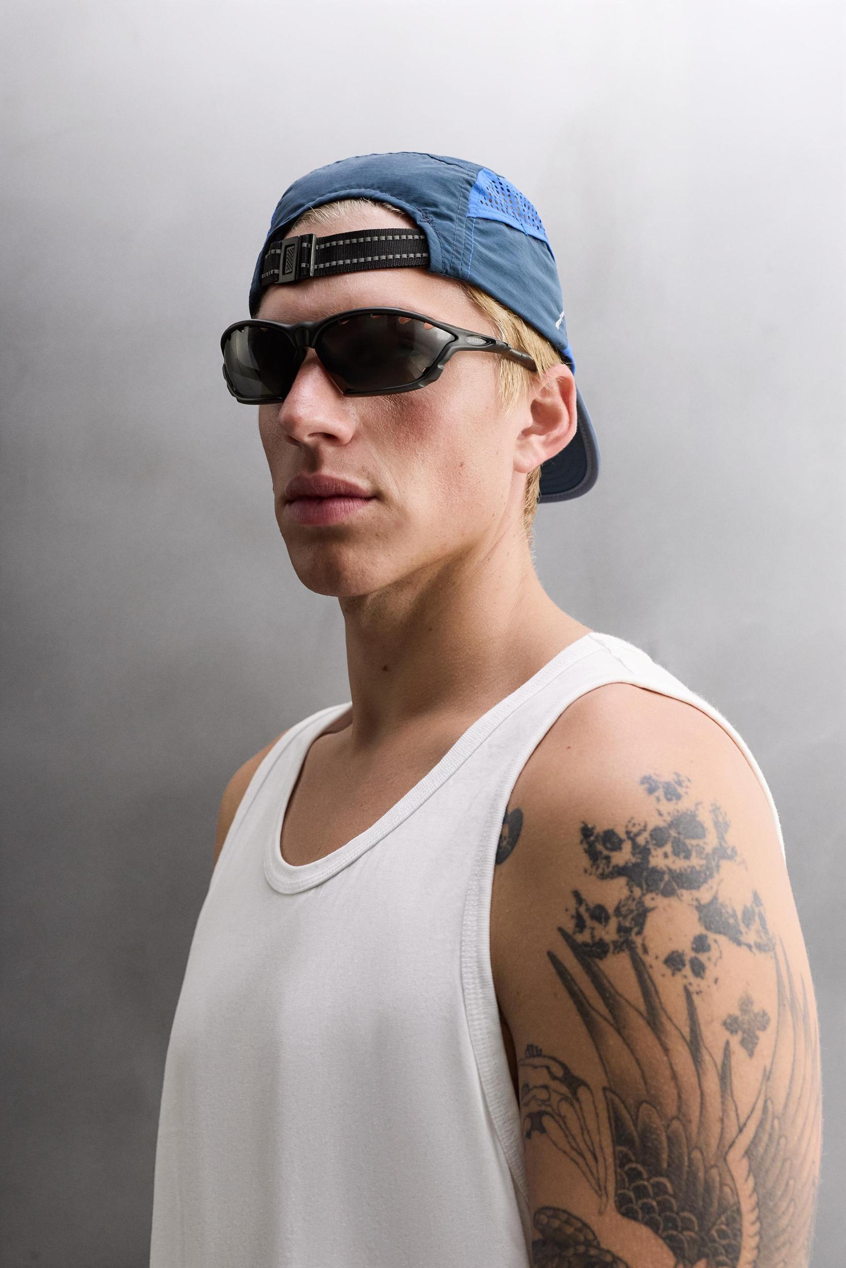 TRAINING TANK TOP Product Image