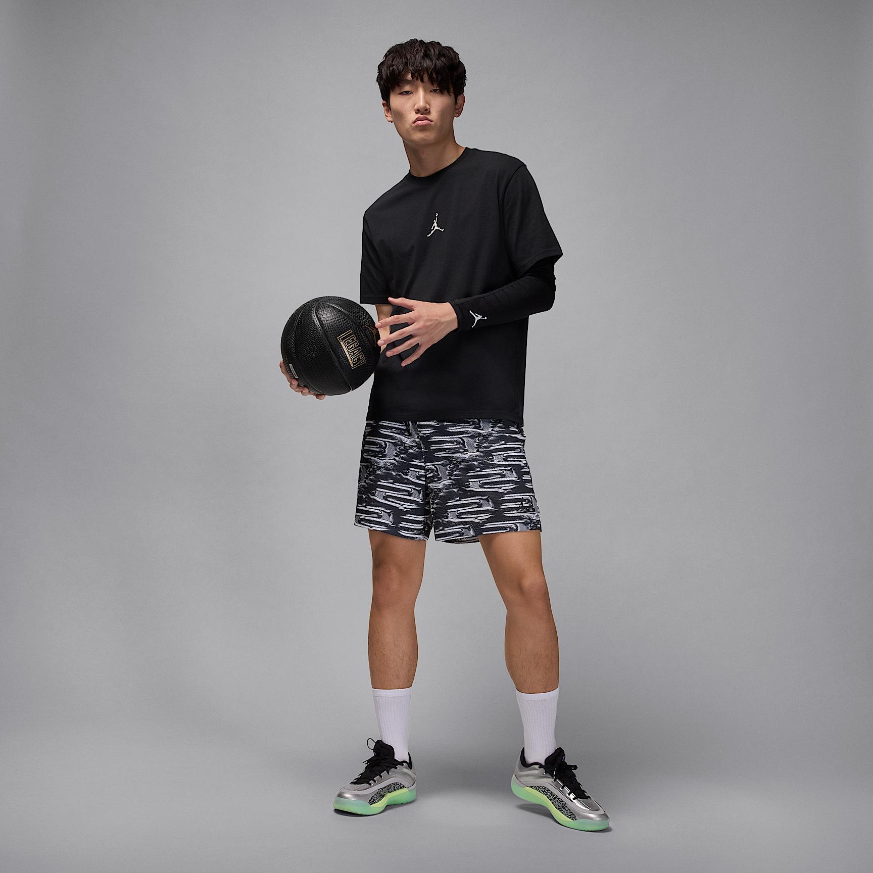 Jordan Sport Men's Dri-FIT Printed Mesh Shorts Product Image