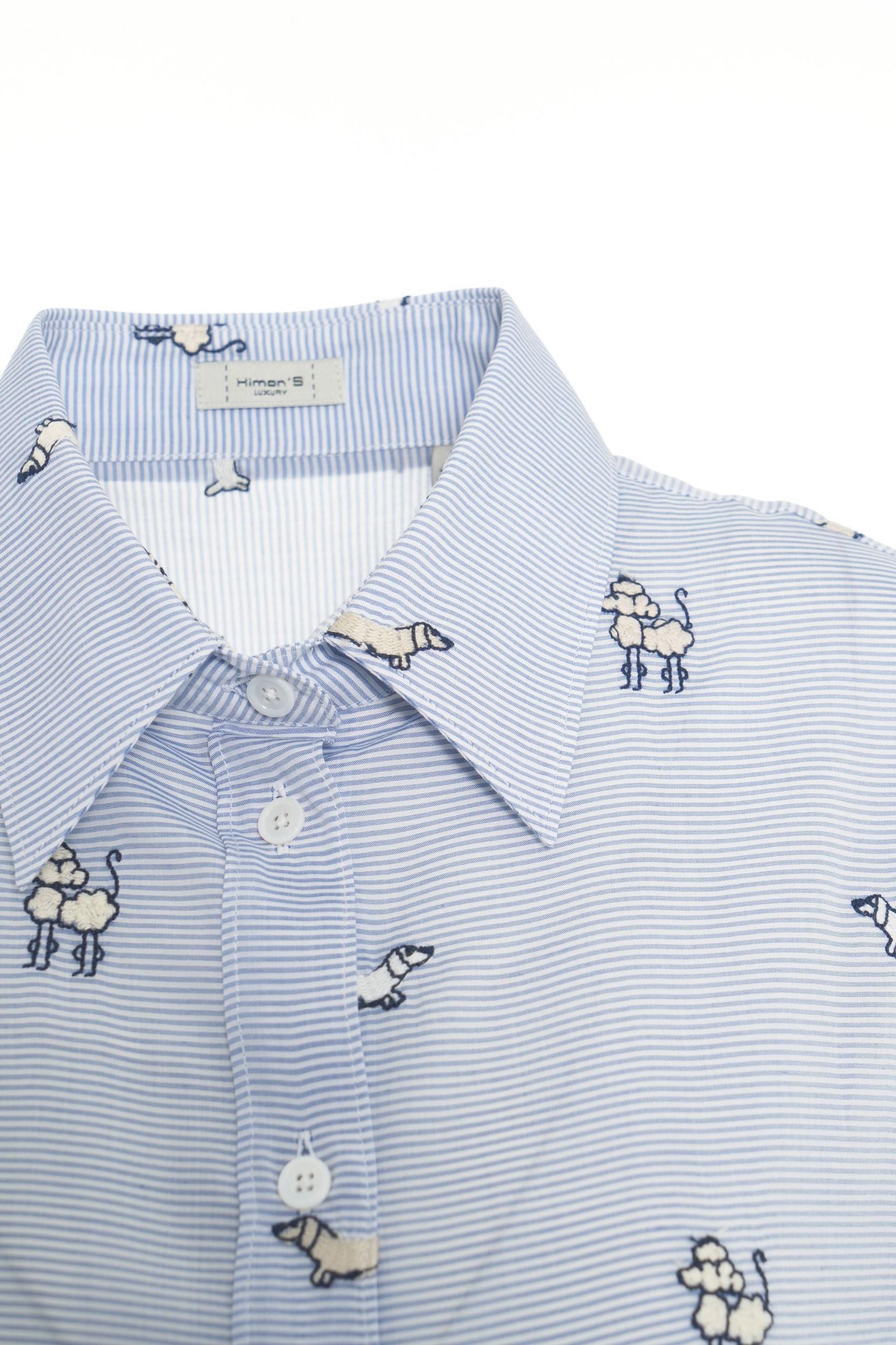 Blouse with embroideries Product Image