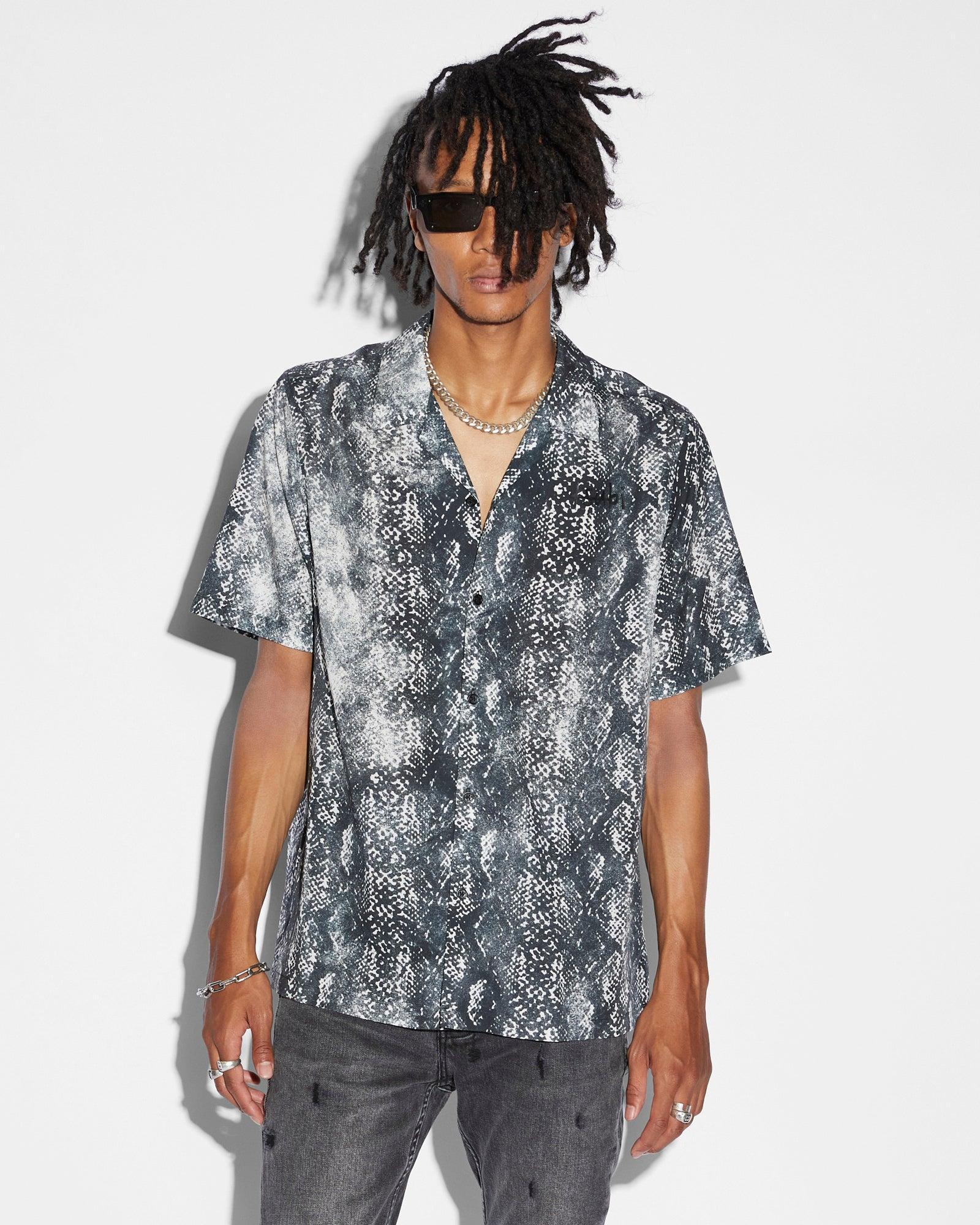 MAMBA RESORT SS SHIRT BLACK Male Product Image