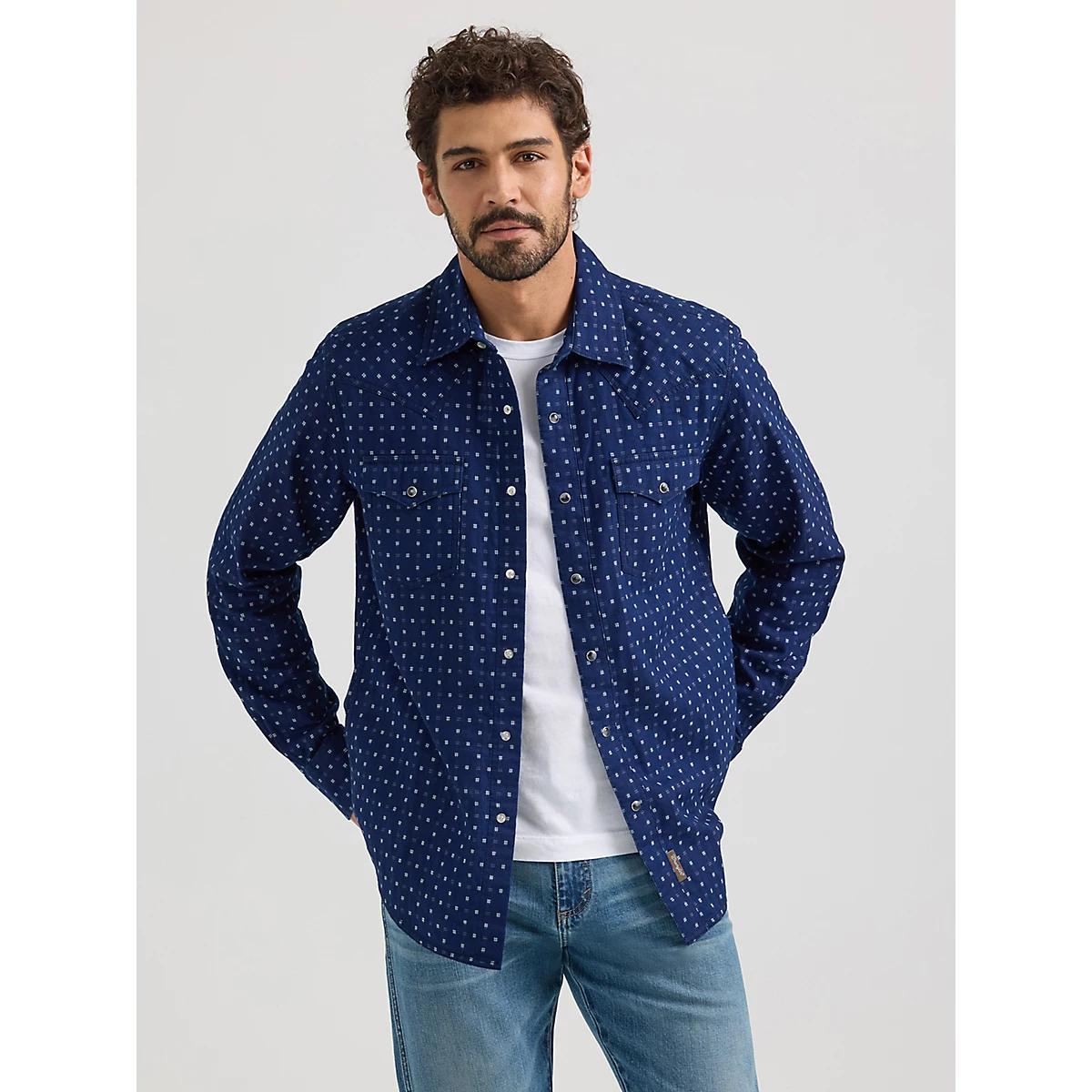 Men's Wrangler® Retro® Premium Long Sleeve Western Snap Printed Shirt in Floral T Product Image