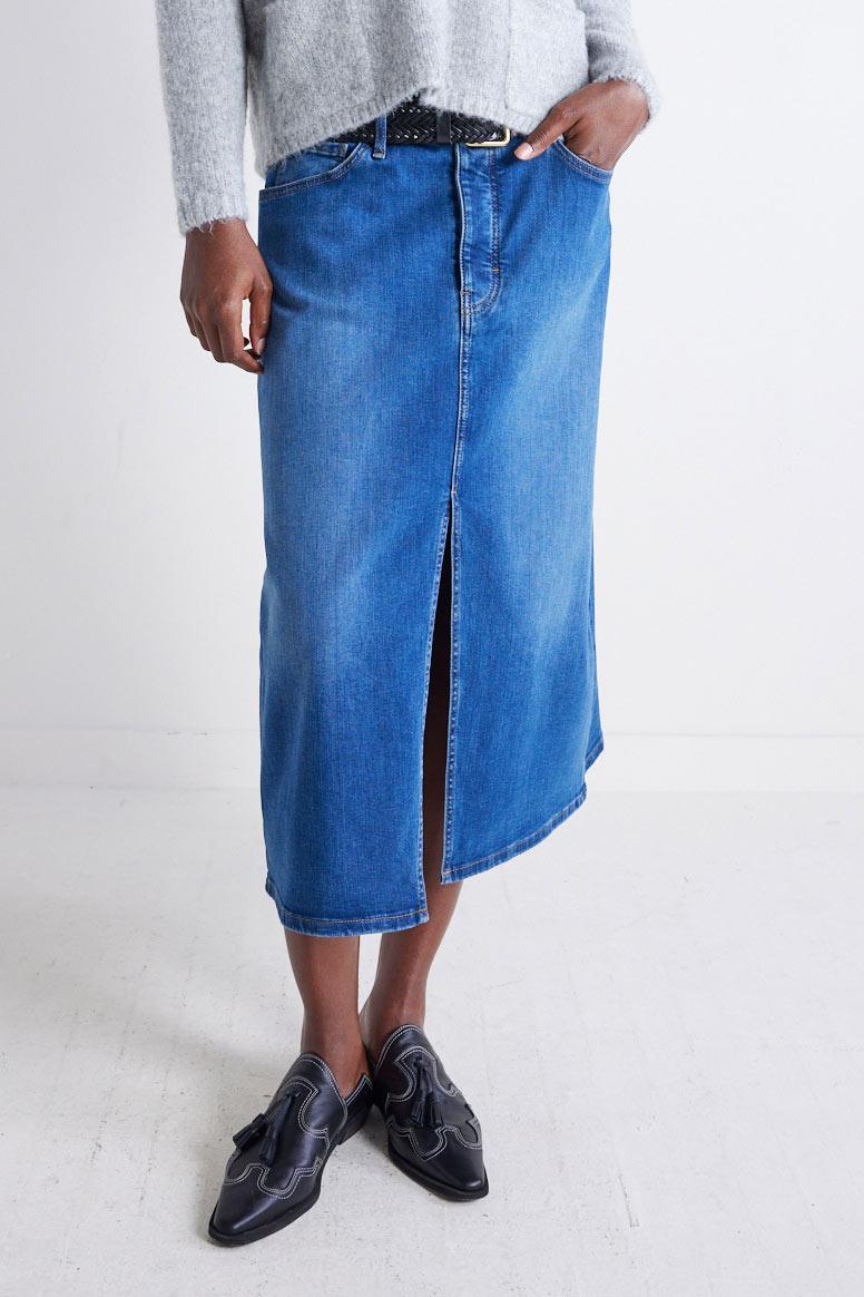 The 90's Denim Midi Skirt Product Image