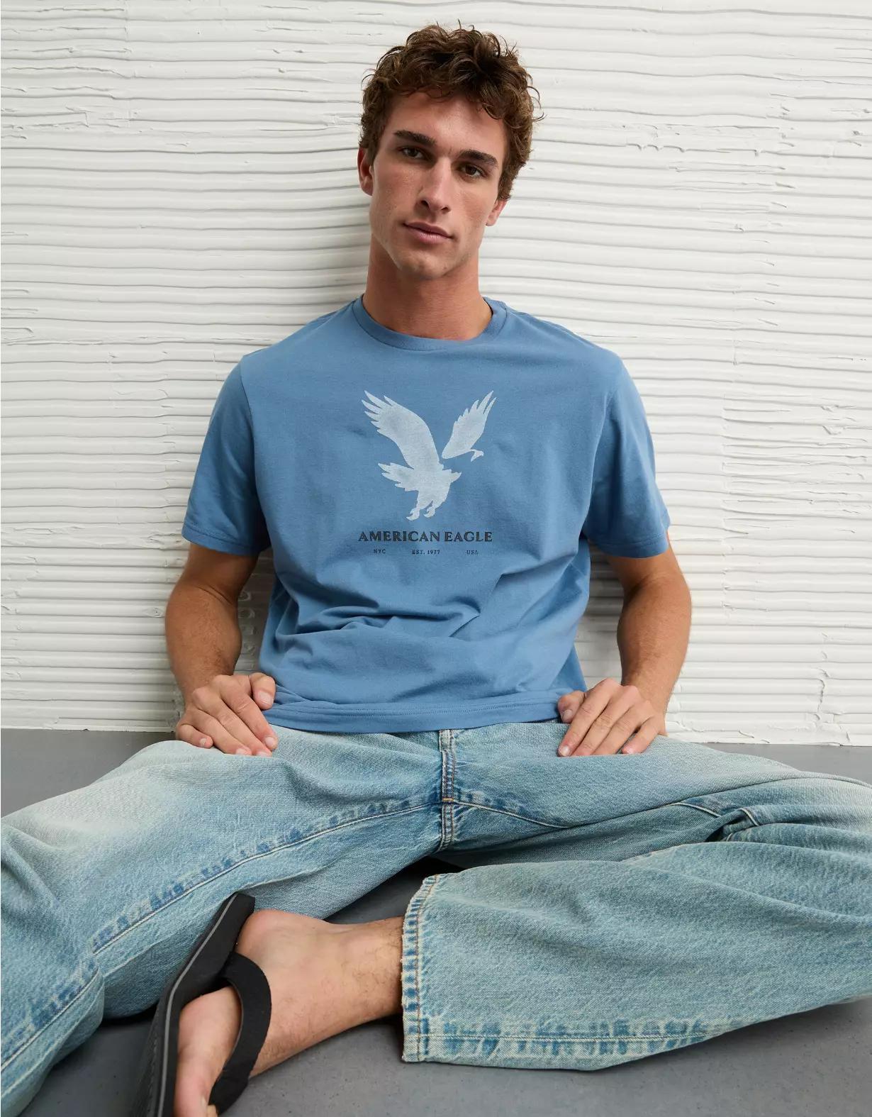 AE Icon Logo Graphic T-Shirt Product Image