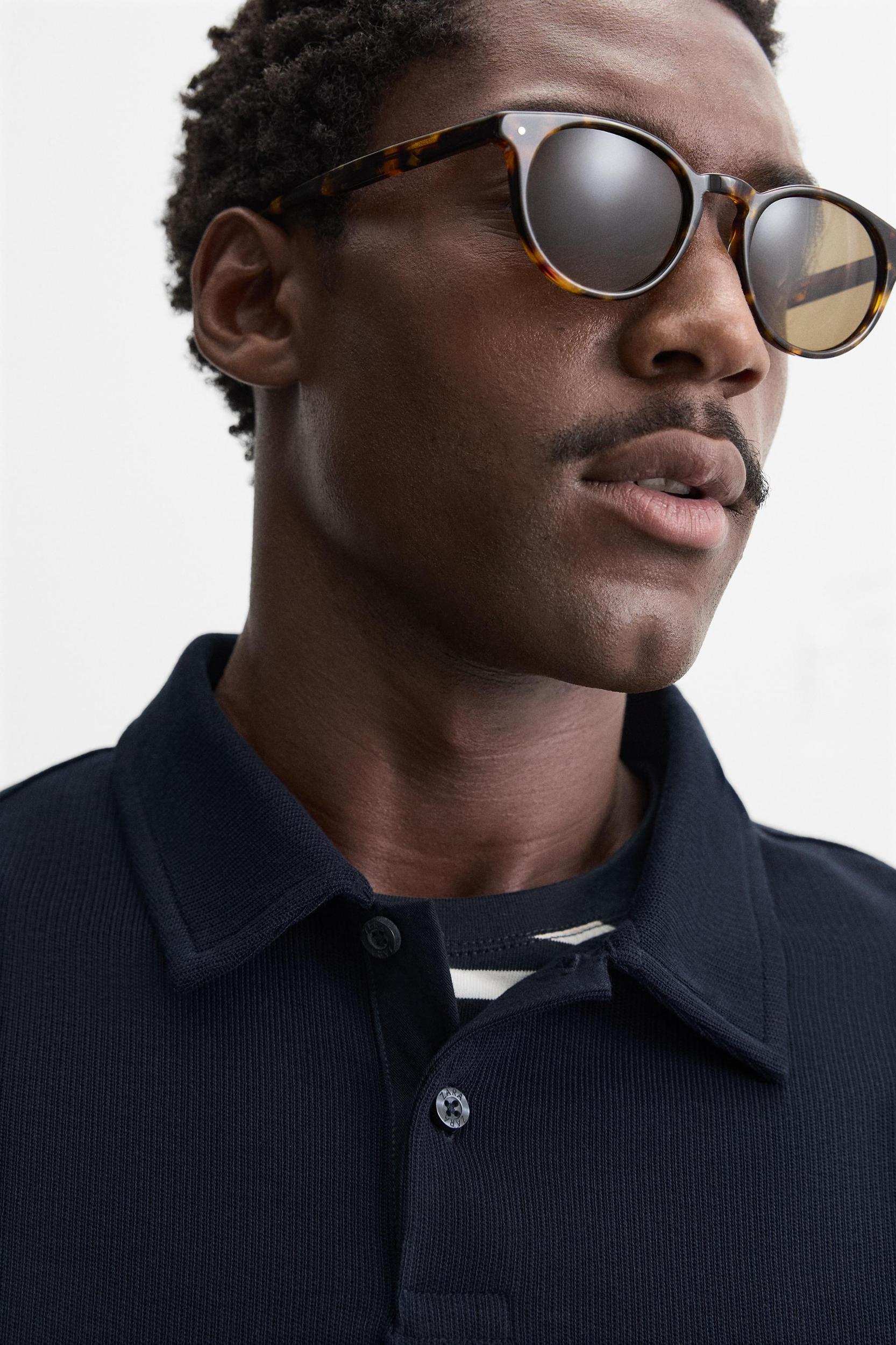 BASIC TEXTURED POLO SHIRT Product Image