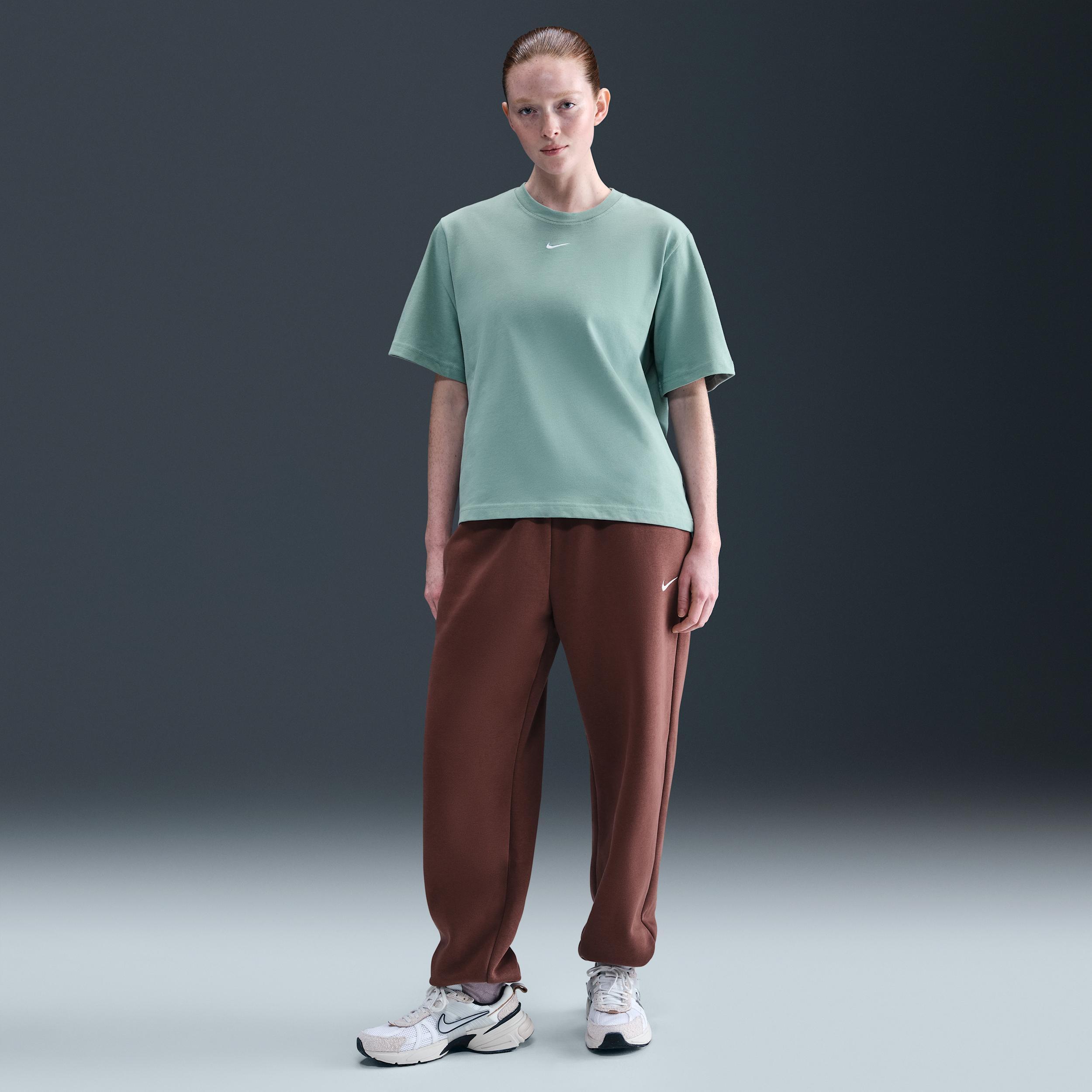 Women's Nike Sportswear Essential Boxy T-Shirt Product Image
