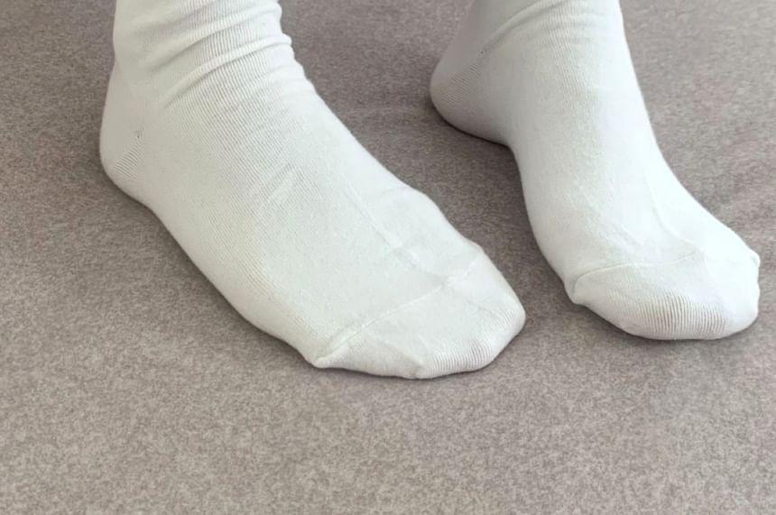 Plain Socks Product Image