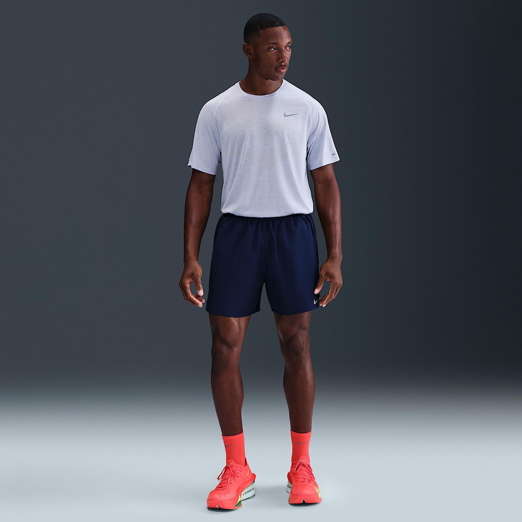 Nike Stride Men's Dri-FIT ADV Short-Sleeve Running Top Product Image