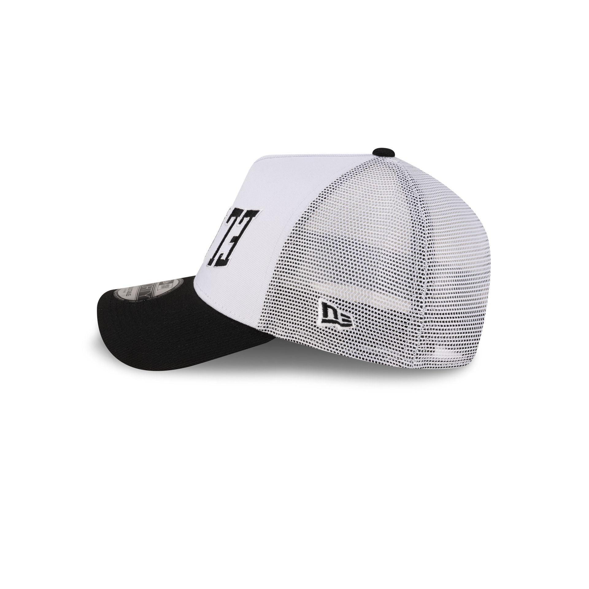 New Era Cap Bronx 9FORTY A-Frame Trucker Hat Male Product Image