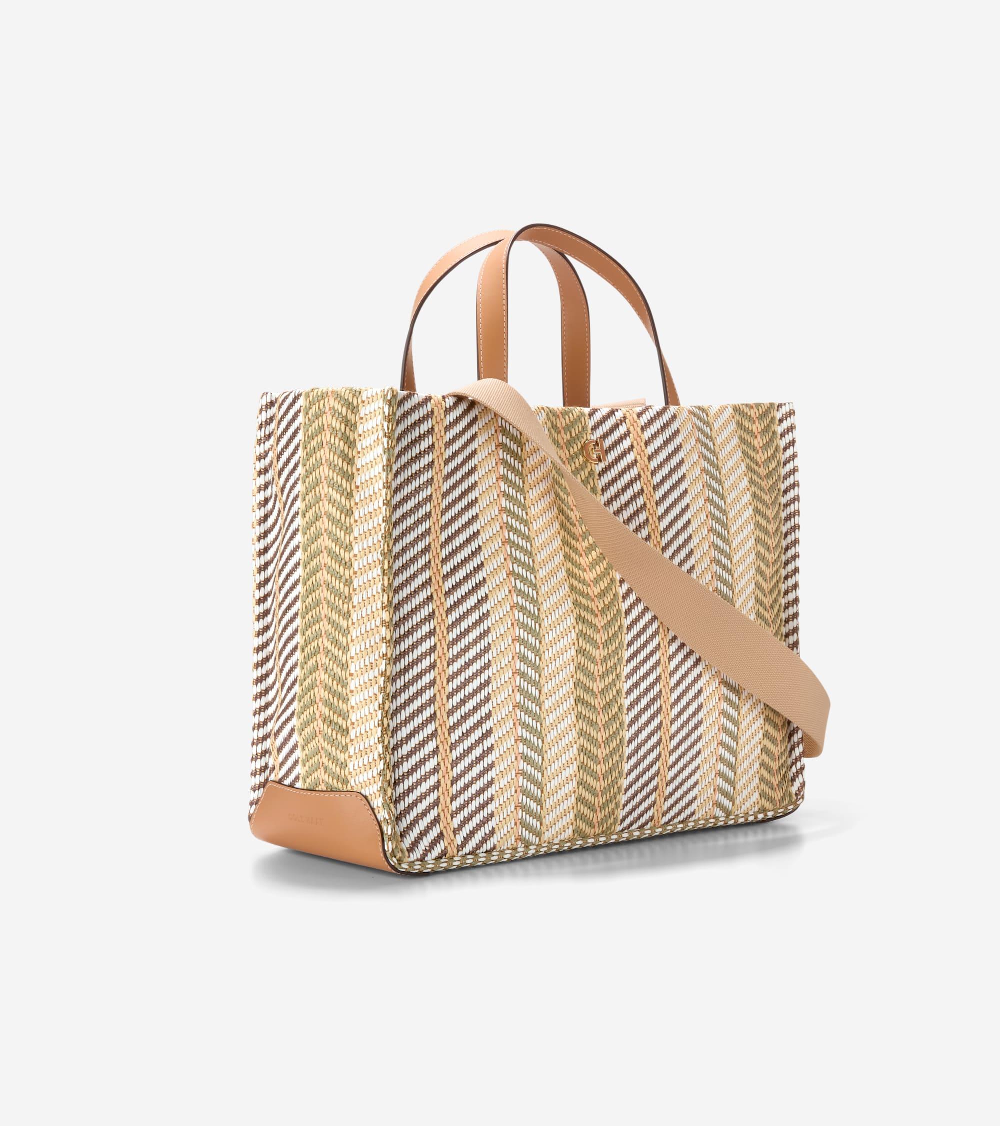 Essential Pouch Product Image