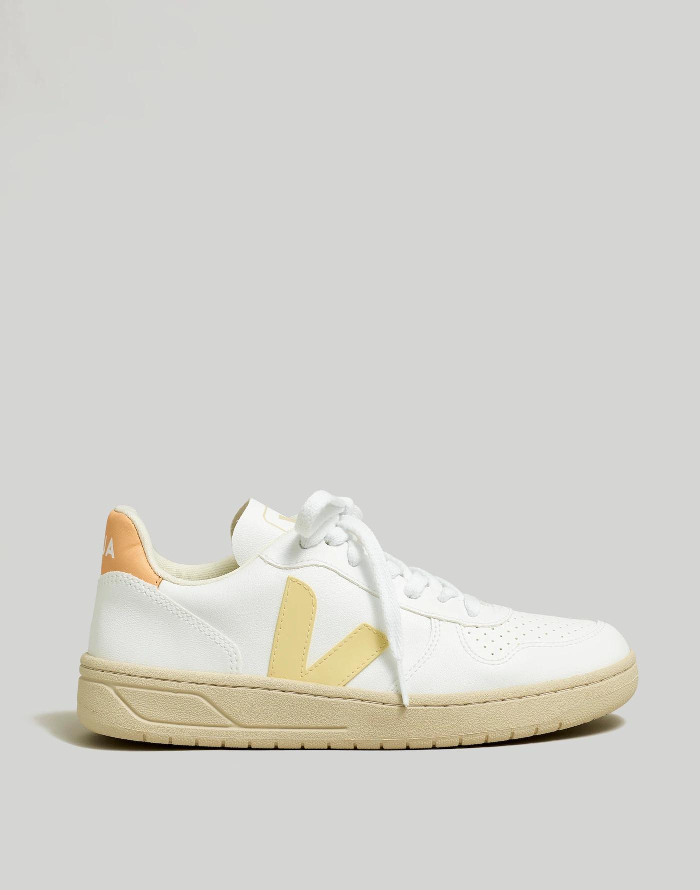 Veja™ V-10 Sneakers in Colorblock Product Image