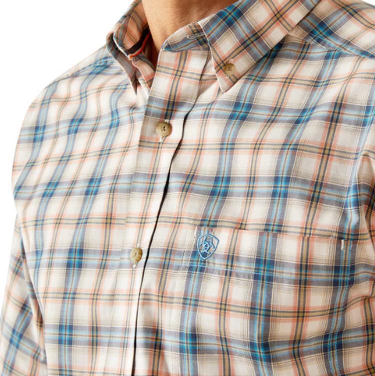 Ariat® Men's S/S Rowdy Blue/Tan Plaid Pro Series Button Shirt Product Image