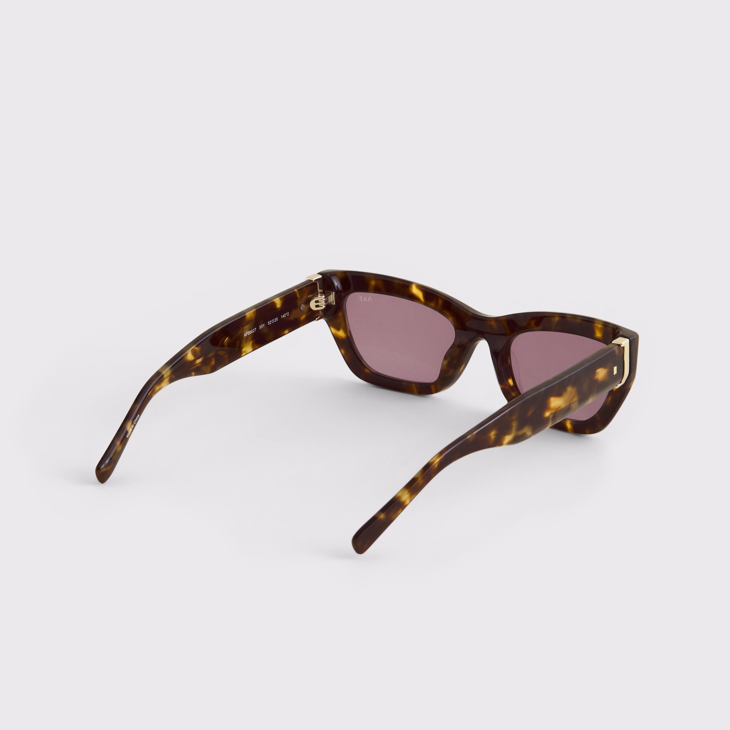 Wide Cat Eye Sunglasses Product Image