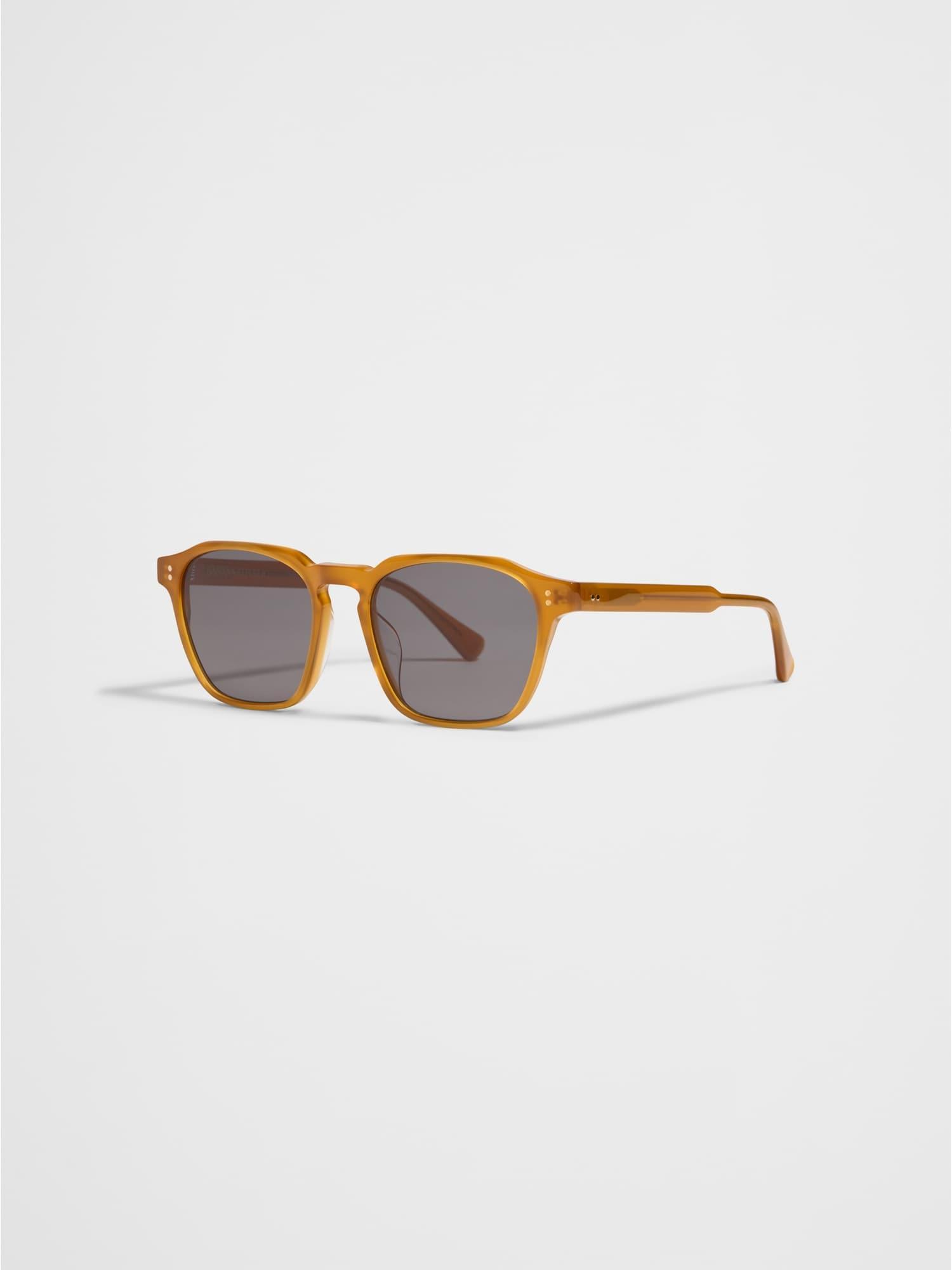 Retro Rounded Square Sunglasses Product Image