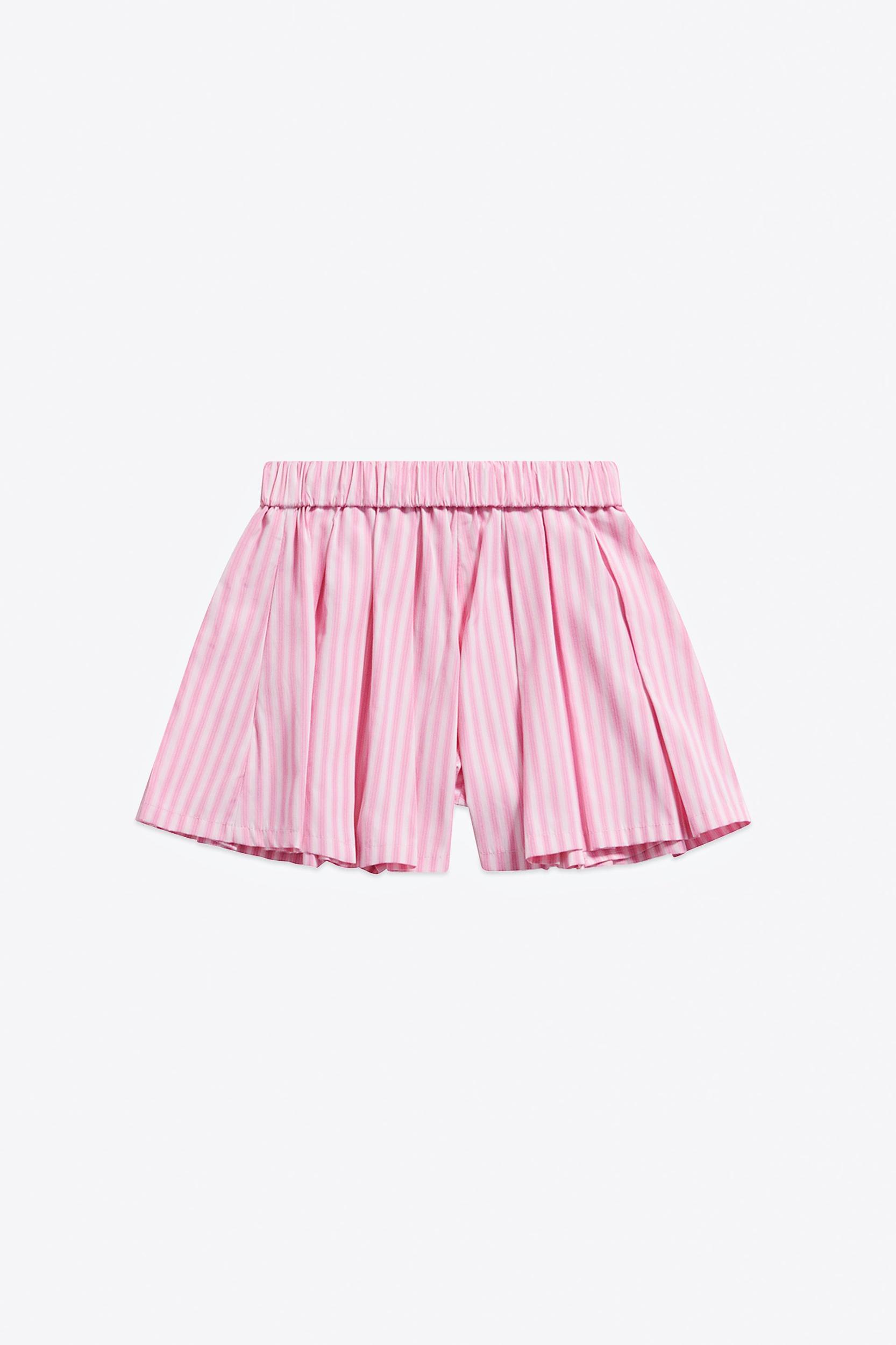 Crystal Grommet Poplin Pleated Short Product Image