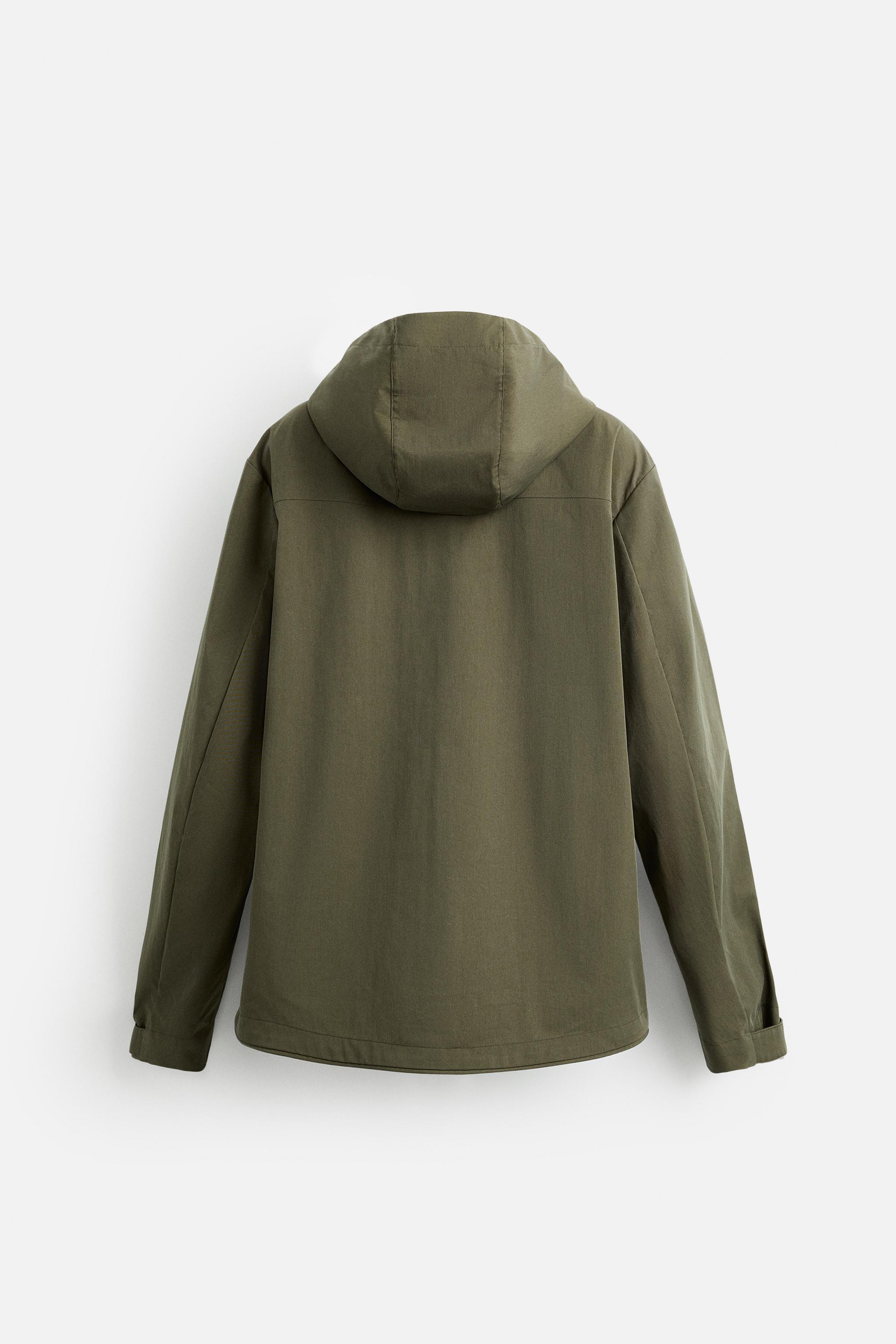 LIGHTWEIGHT WIND-RESISTANT PARKA Product Image