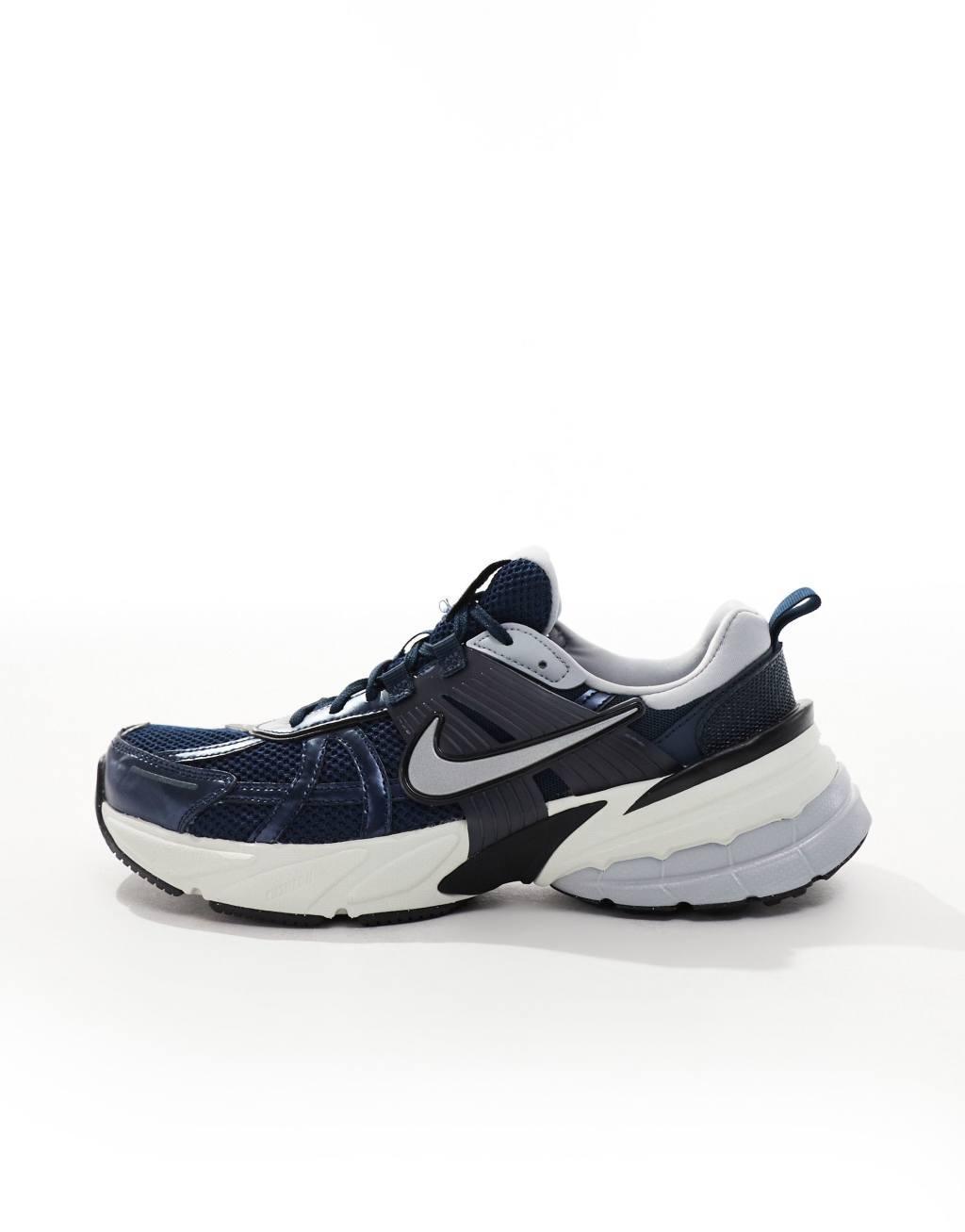 Nike V2K Run sneakers in navy Product Image