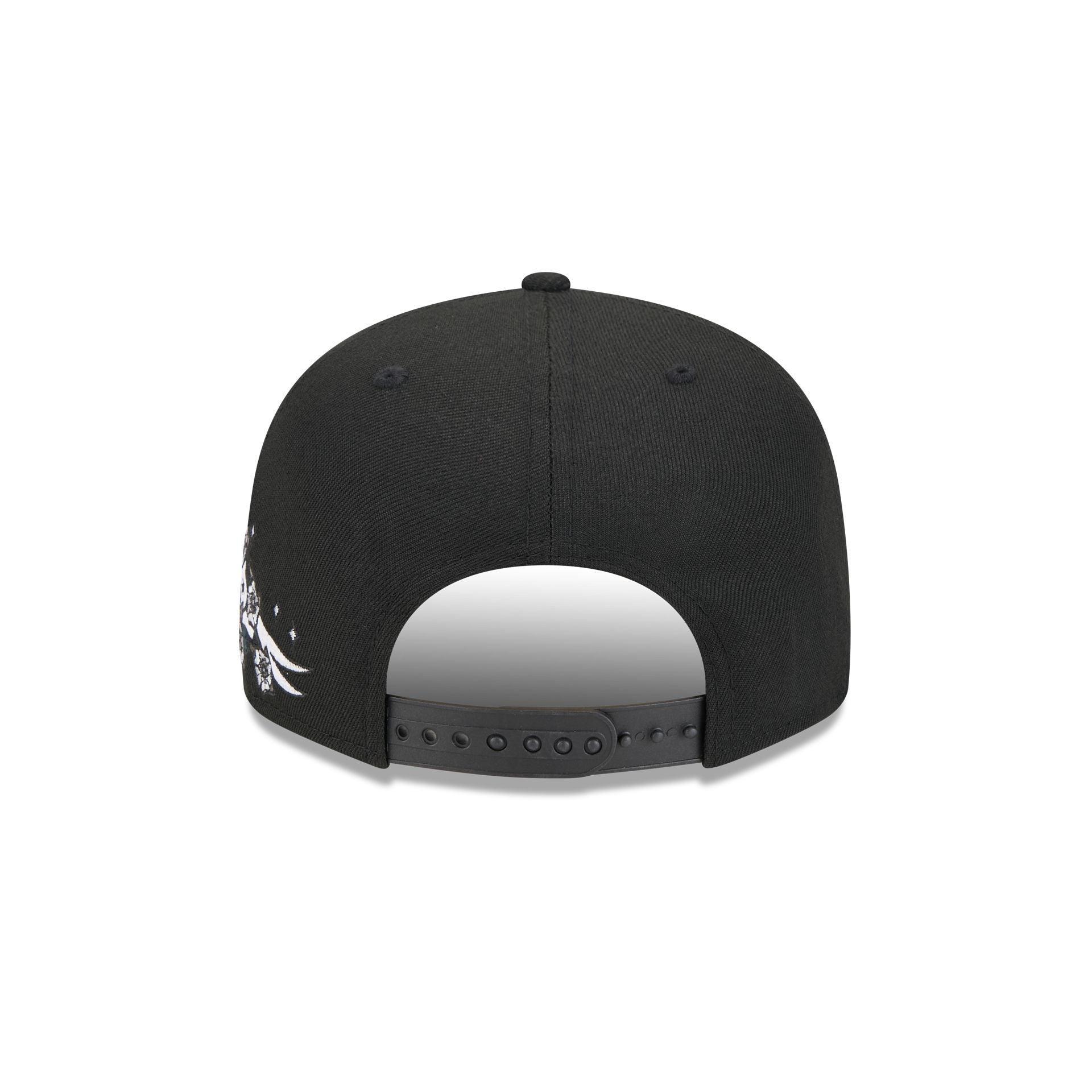 Looney Tunes Bugs Bunny Black 9FIFTY Snapback Hat Male Product Image