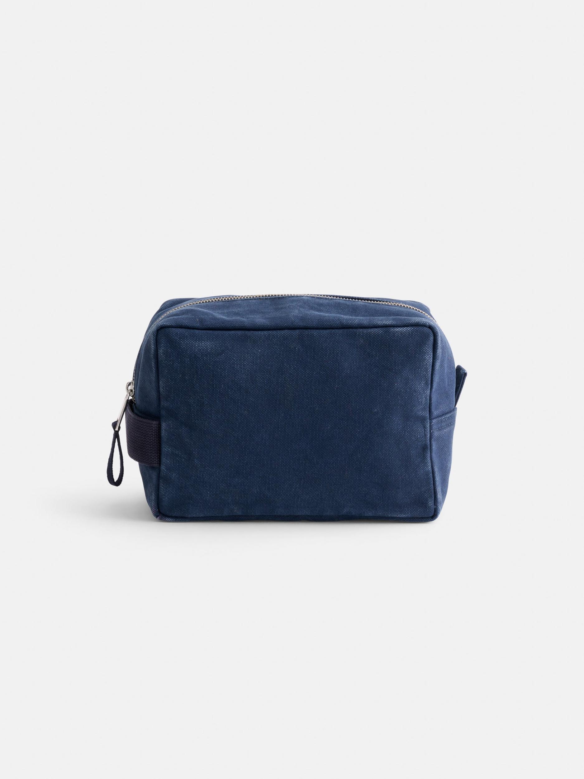 The Perfect Dopp Kit Product Image