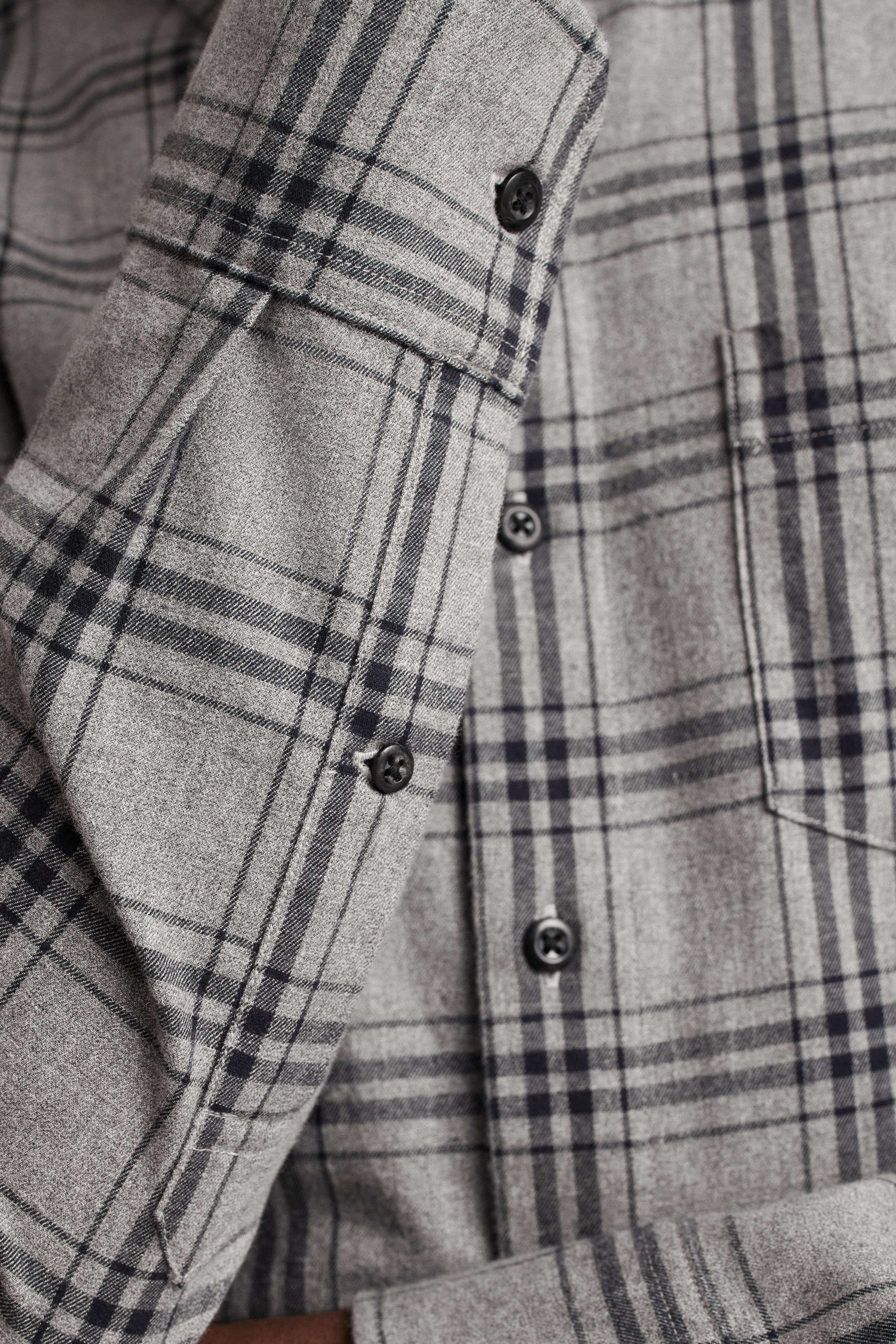 Everyday Lightweight Flannel Shirt Product Image