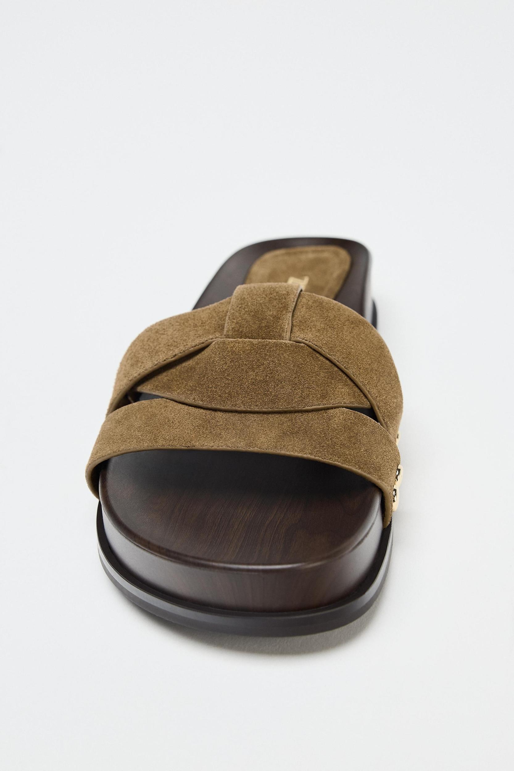 LEATHER PLATFORM SLIDES Product Image