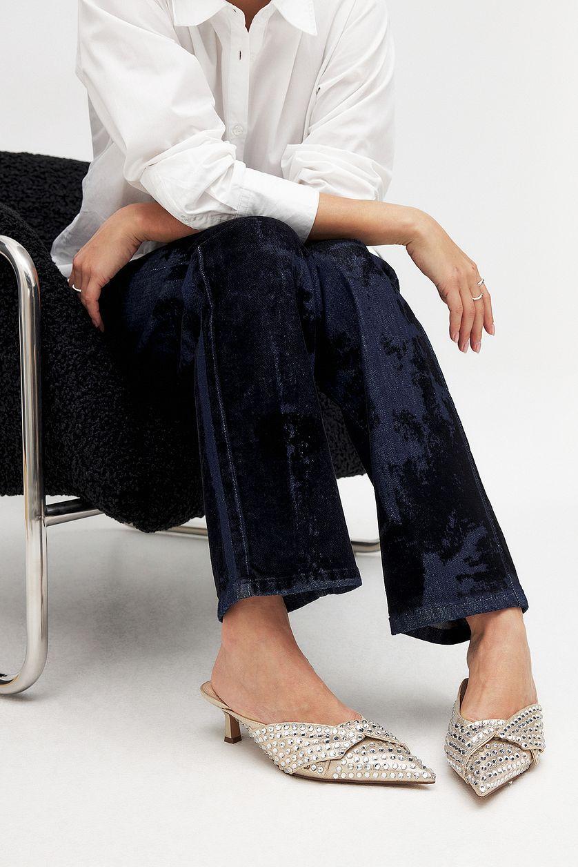 Rhinestone Pointy Toe Pumps Product Image