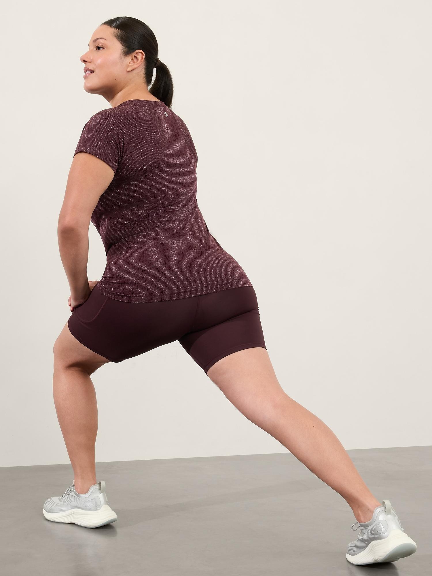 Momentum Seamless Tee Product Image