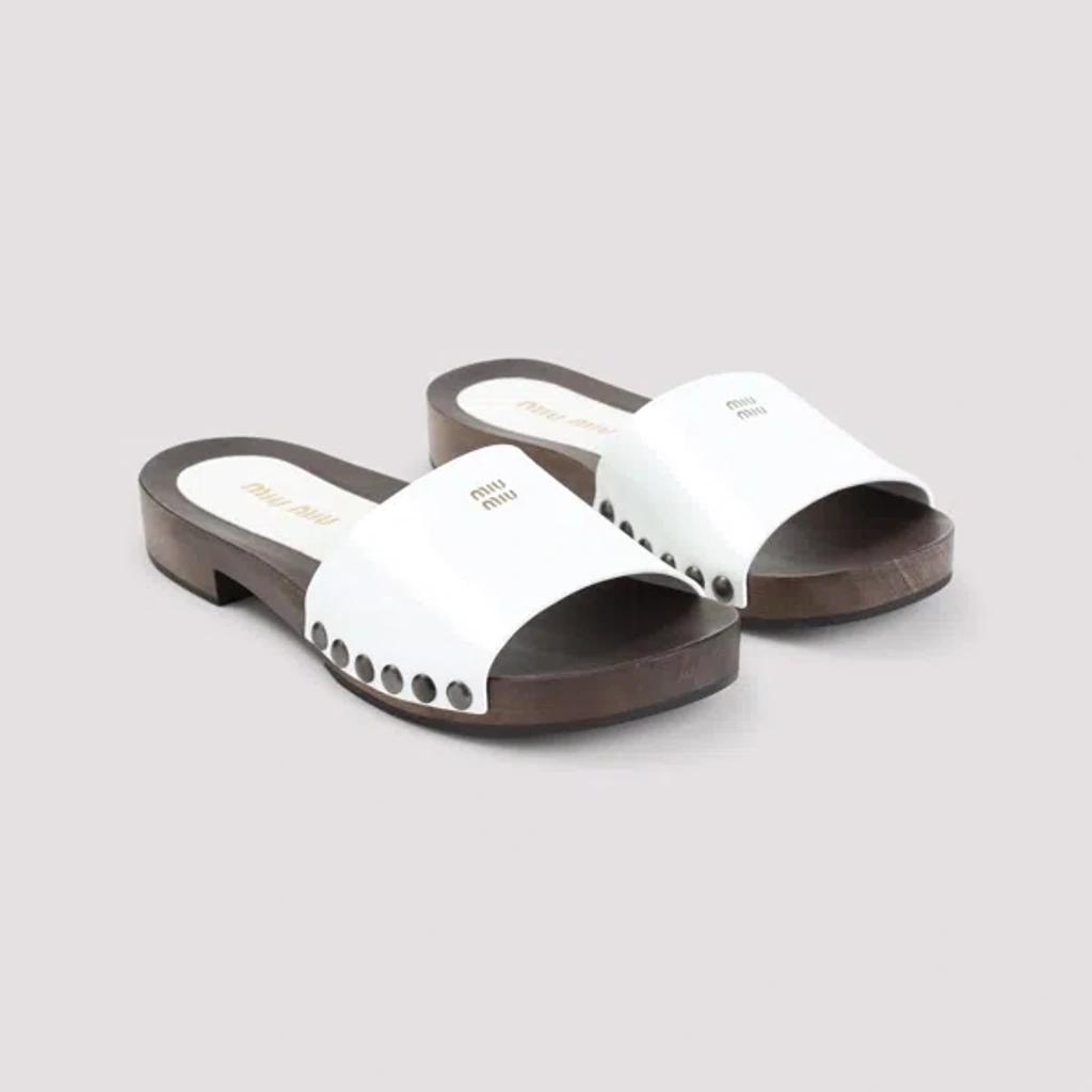 MIU MIU Wood Sole Flat Sandals With Studded Side In White Product Image