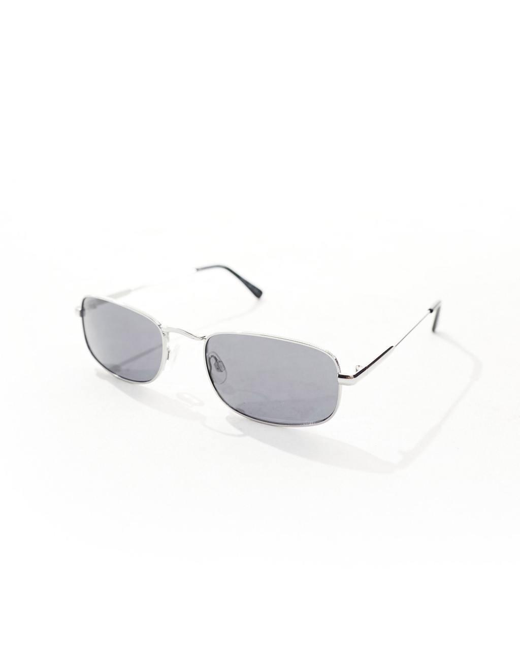 Jeepers Peepers rectangle metal sunglasses in silver Product Image