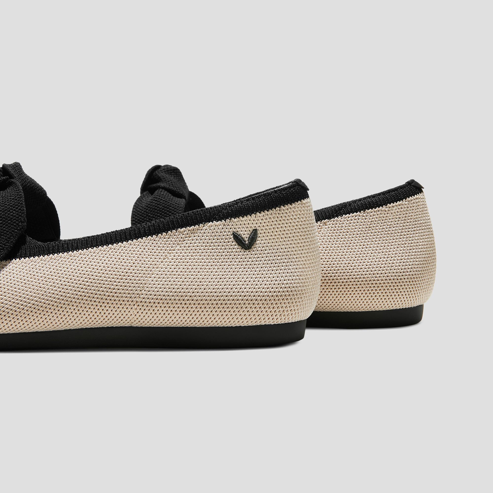 Pointed-Toe Bow Flats (Addriane) Product Image