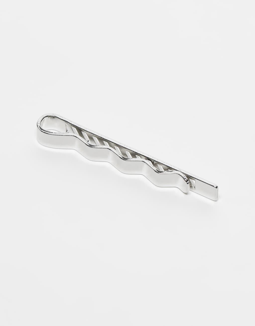 ASOS DESIGN tie bar with cut out detail in silver tone Product Image