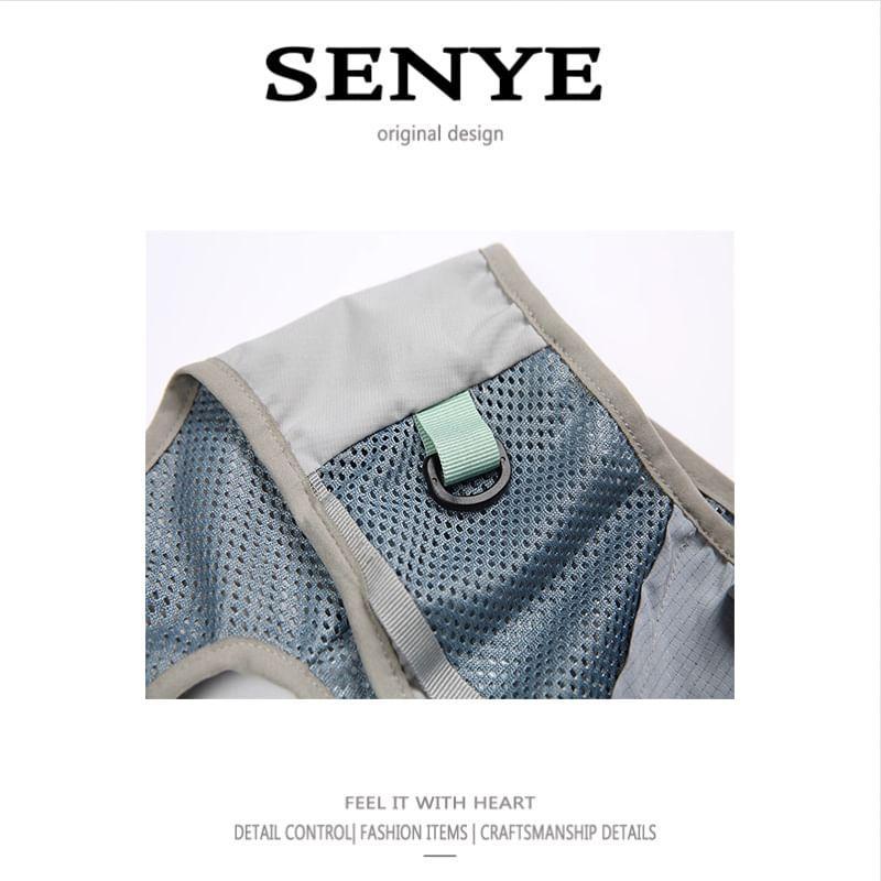 V-Neck Panel Mesh Crop Buckle Cargo Vest Product Image