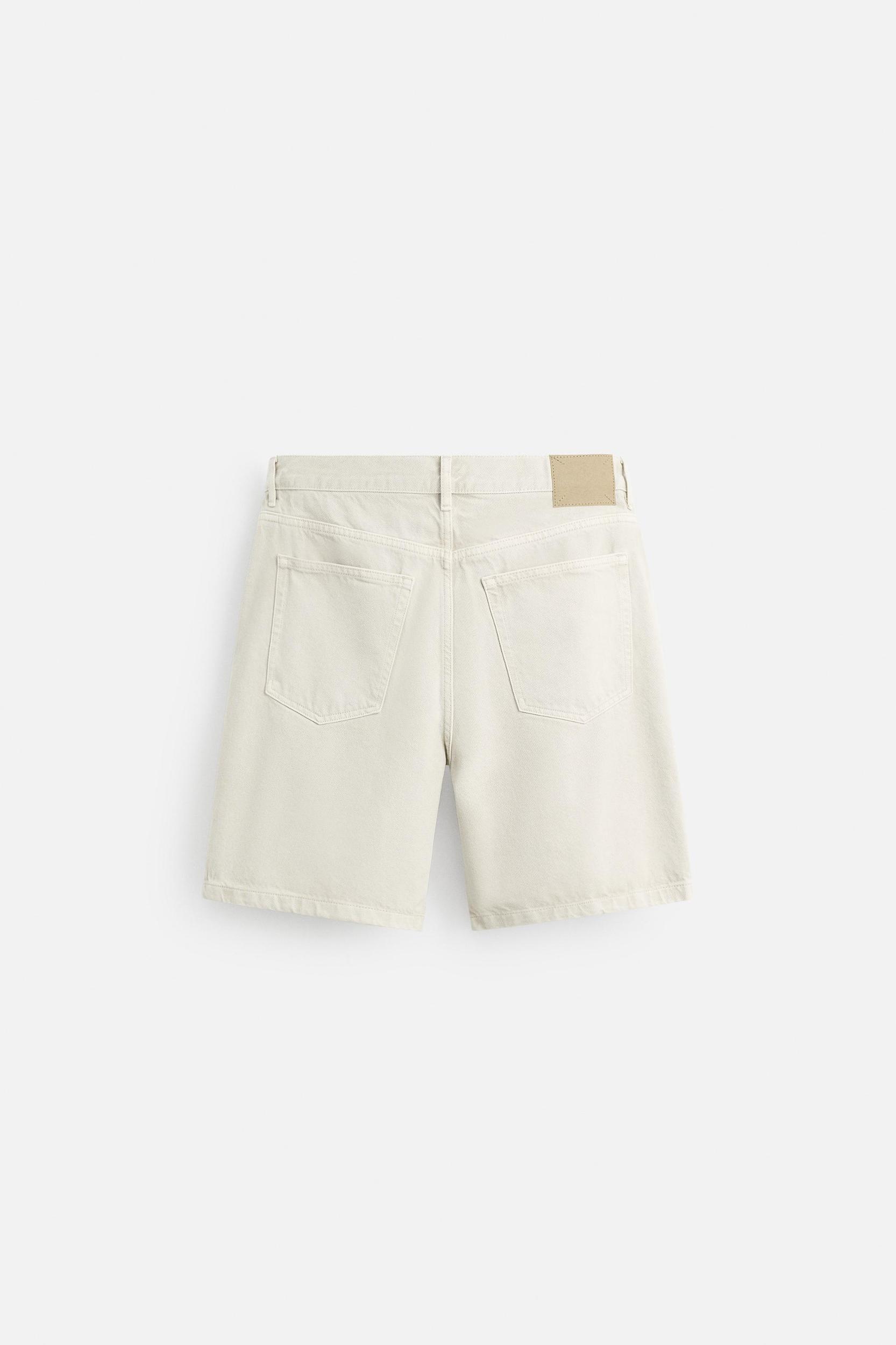 REGULAR FIT DENIM SHORTS Product Image
