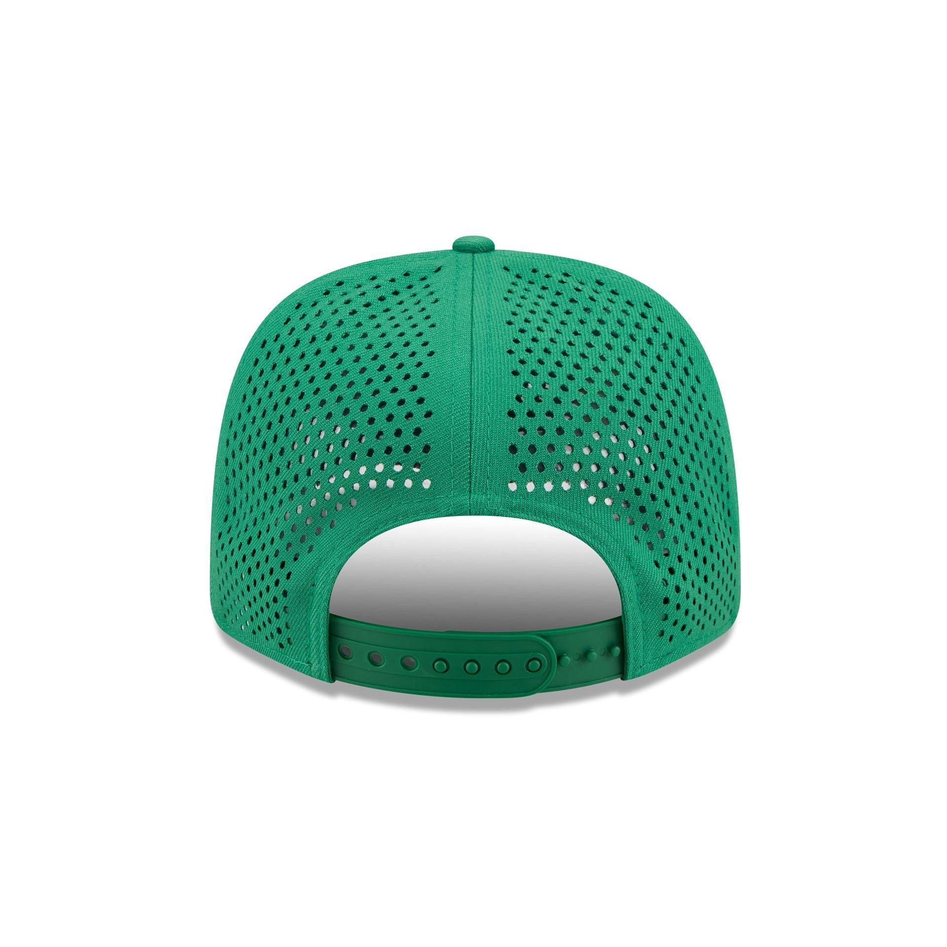 Atlanta Braves St. Patrick's Day 2025 9SEVENTY Stretch-Snap Hat Male Product Image