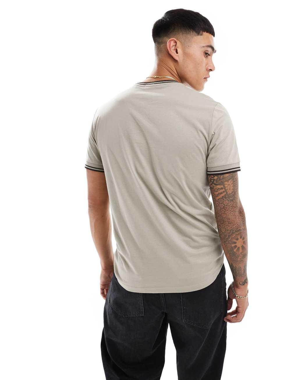 Fred Perry twin tipped t-shirt in light gray Product Image