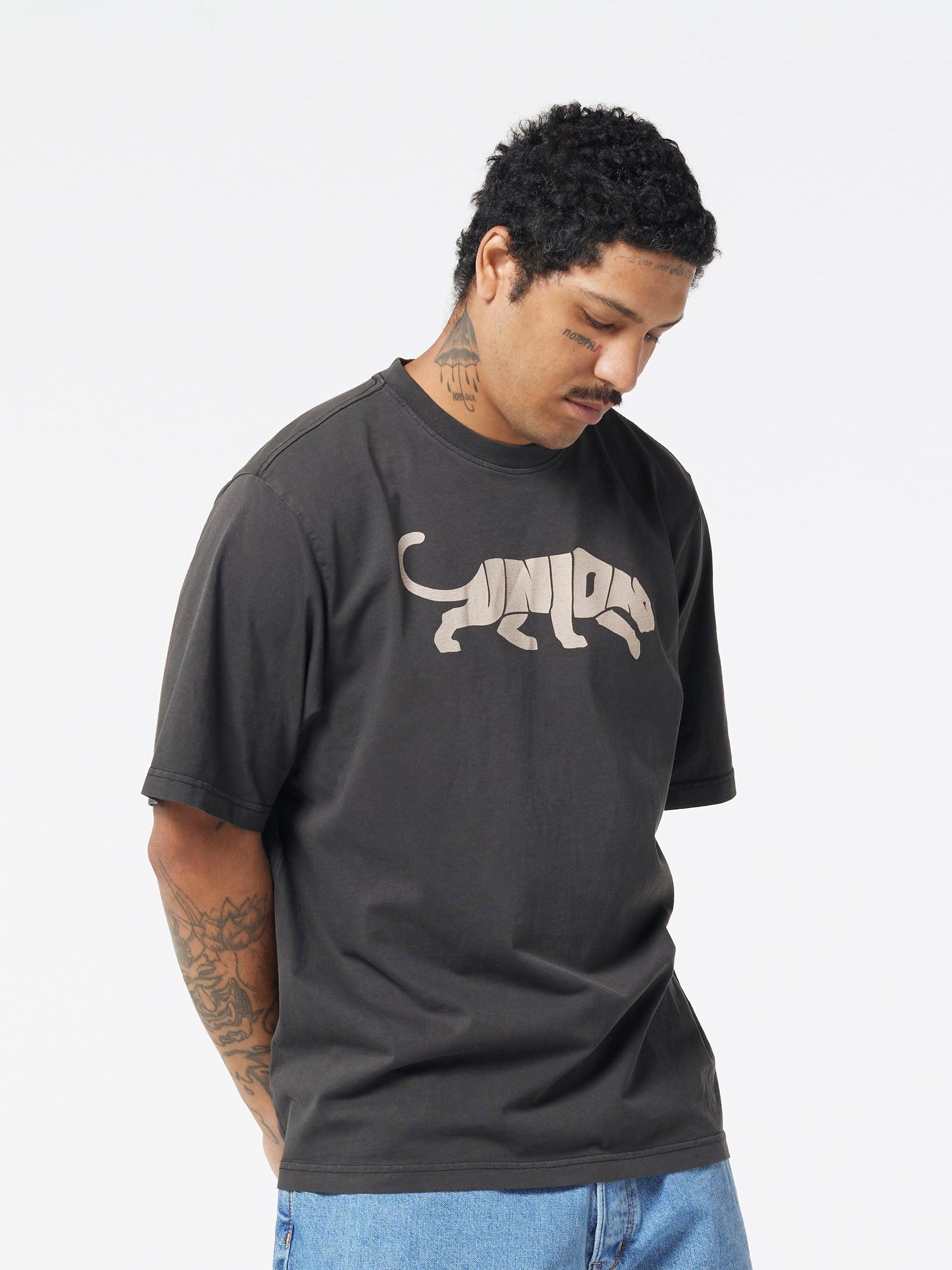 Bobby Tee (Black) Product Image