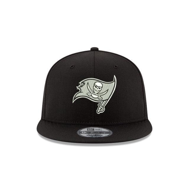Tampa Bay Buccaneers Black and White 9FIFTY Snapback Hat Male Product Image