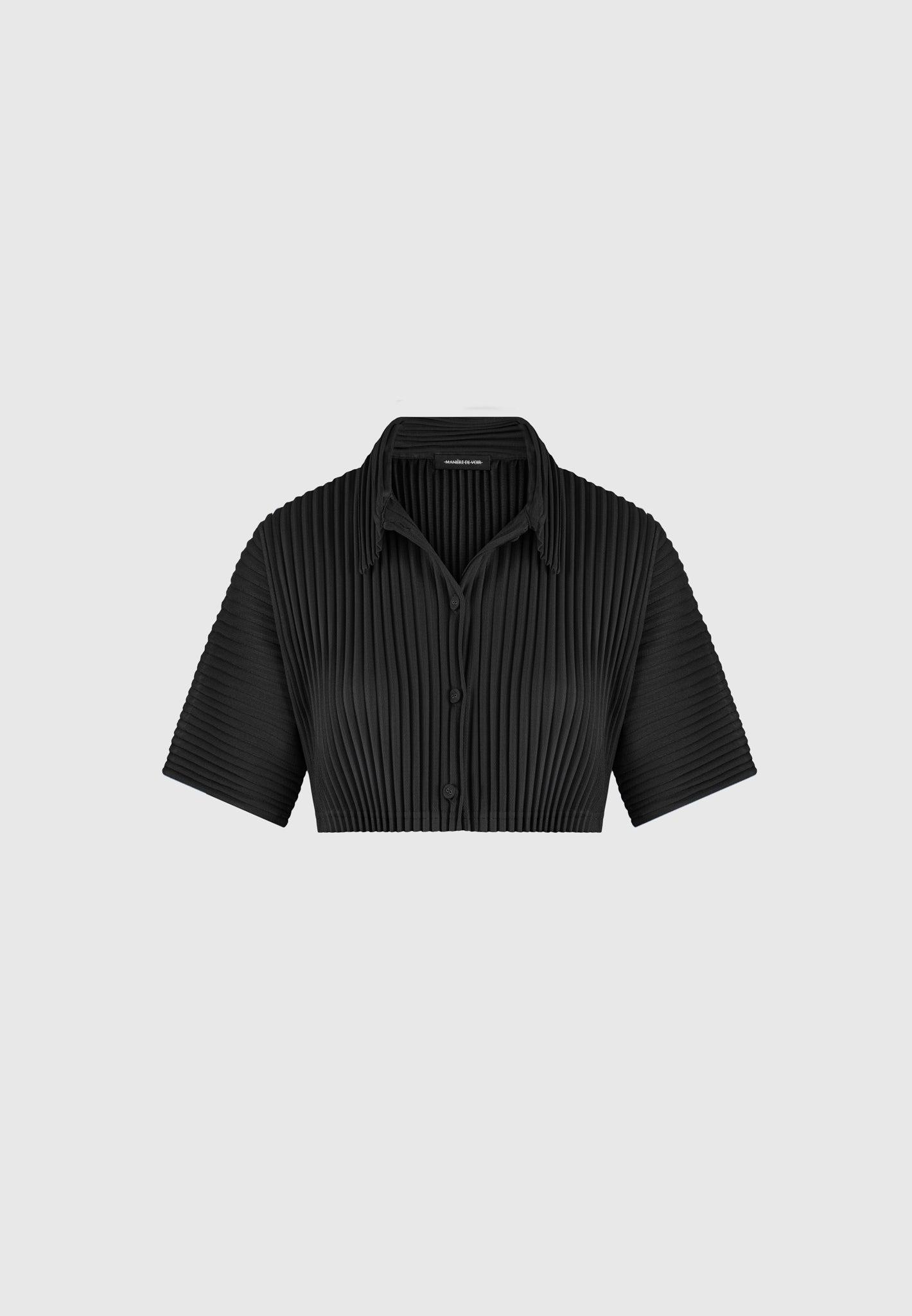 Pleated Cropped Shirt - Black Female Product Image