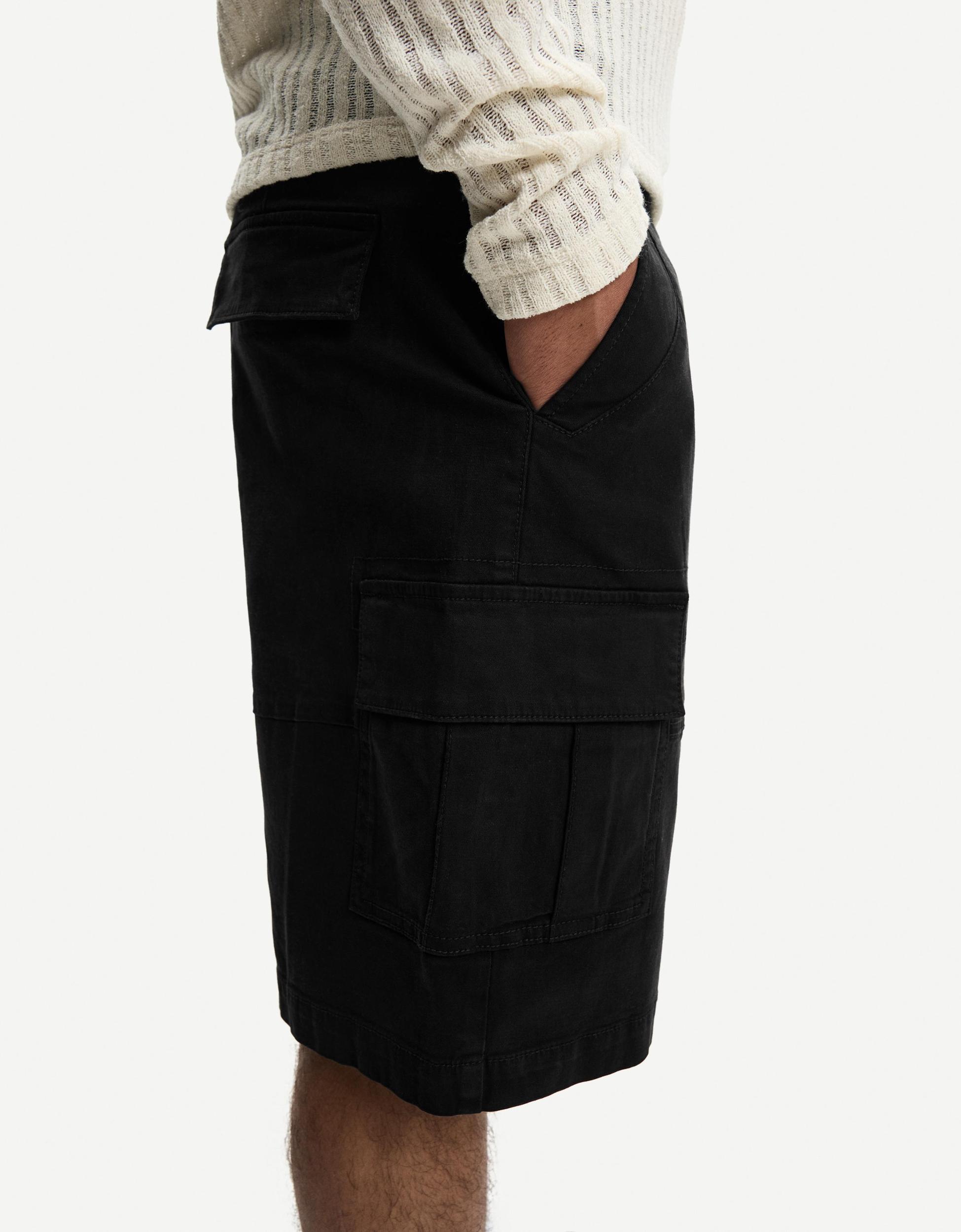 Cargo Bermuda shorts Product Image