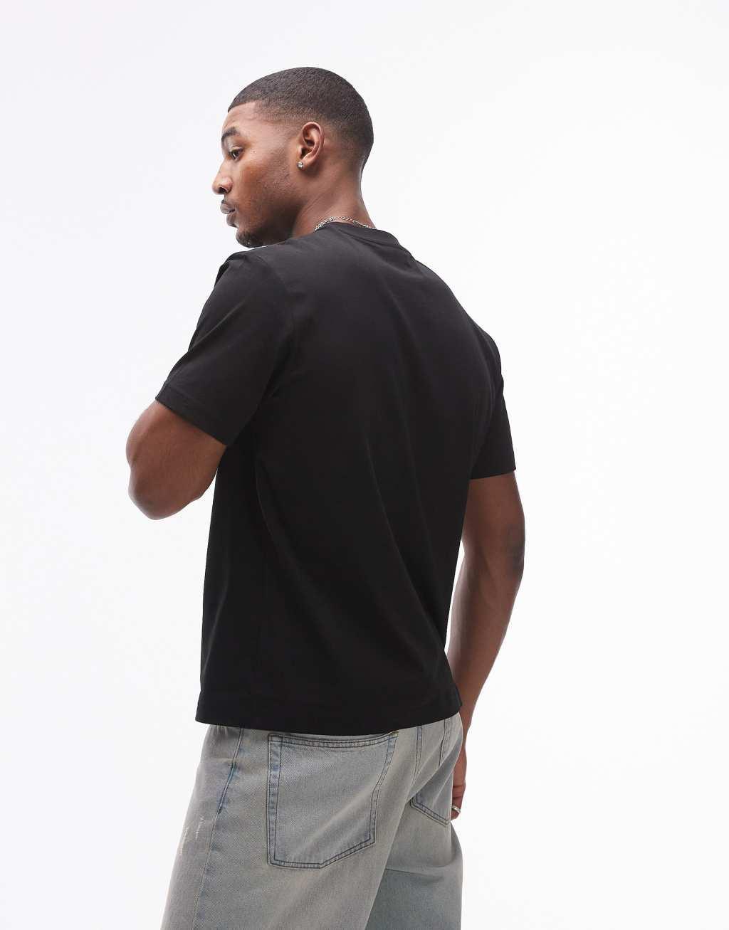 Lacoste logo t-shirt in black Product Image