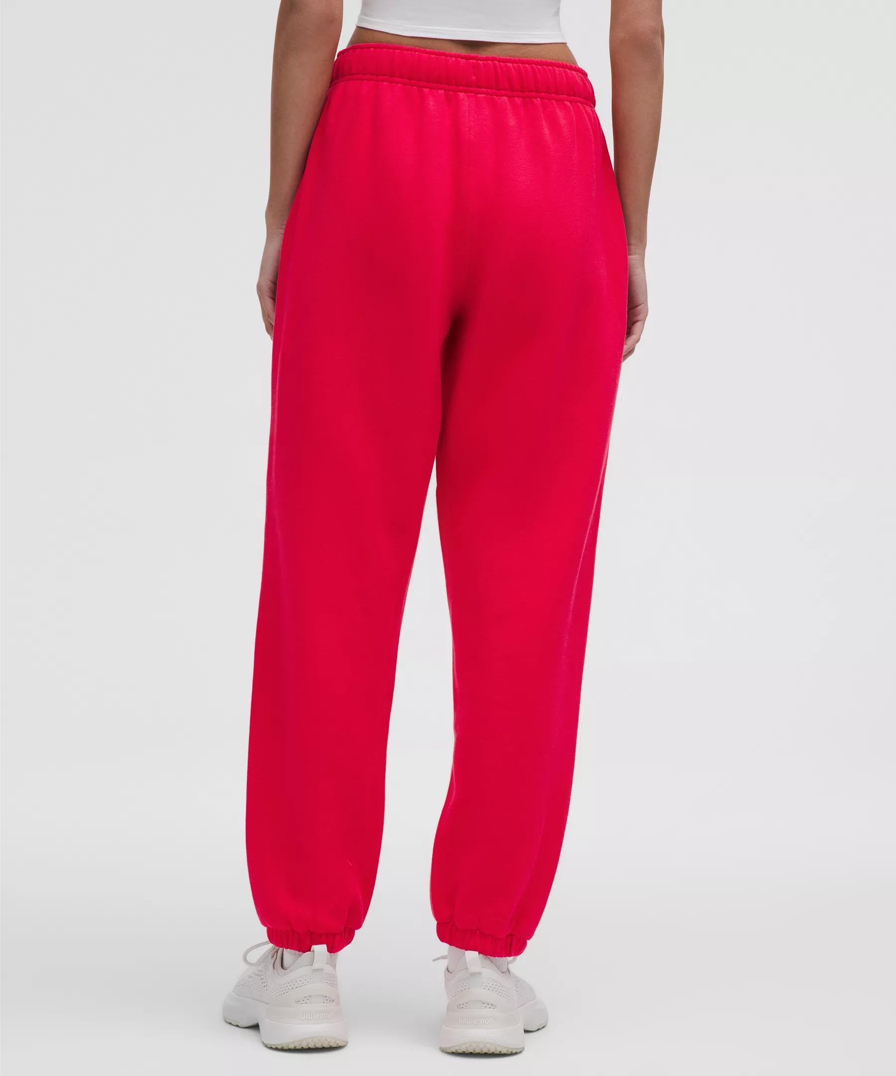 Scuba Mid-Rise Oversized Jogger *Regular Product Image