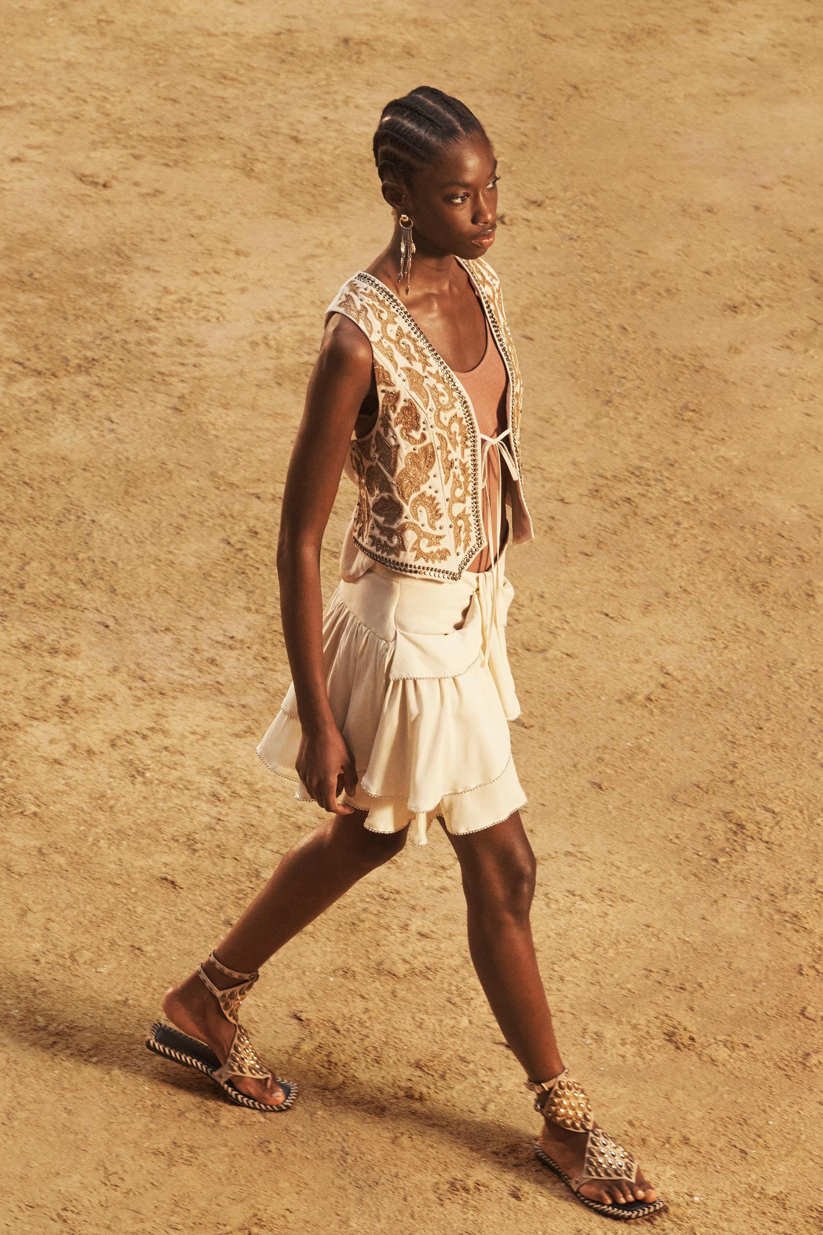 RUFFLED SKIRT LIMITED EDITION Product Image