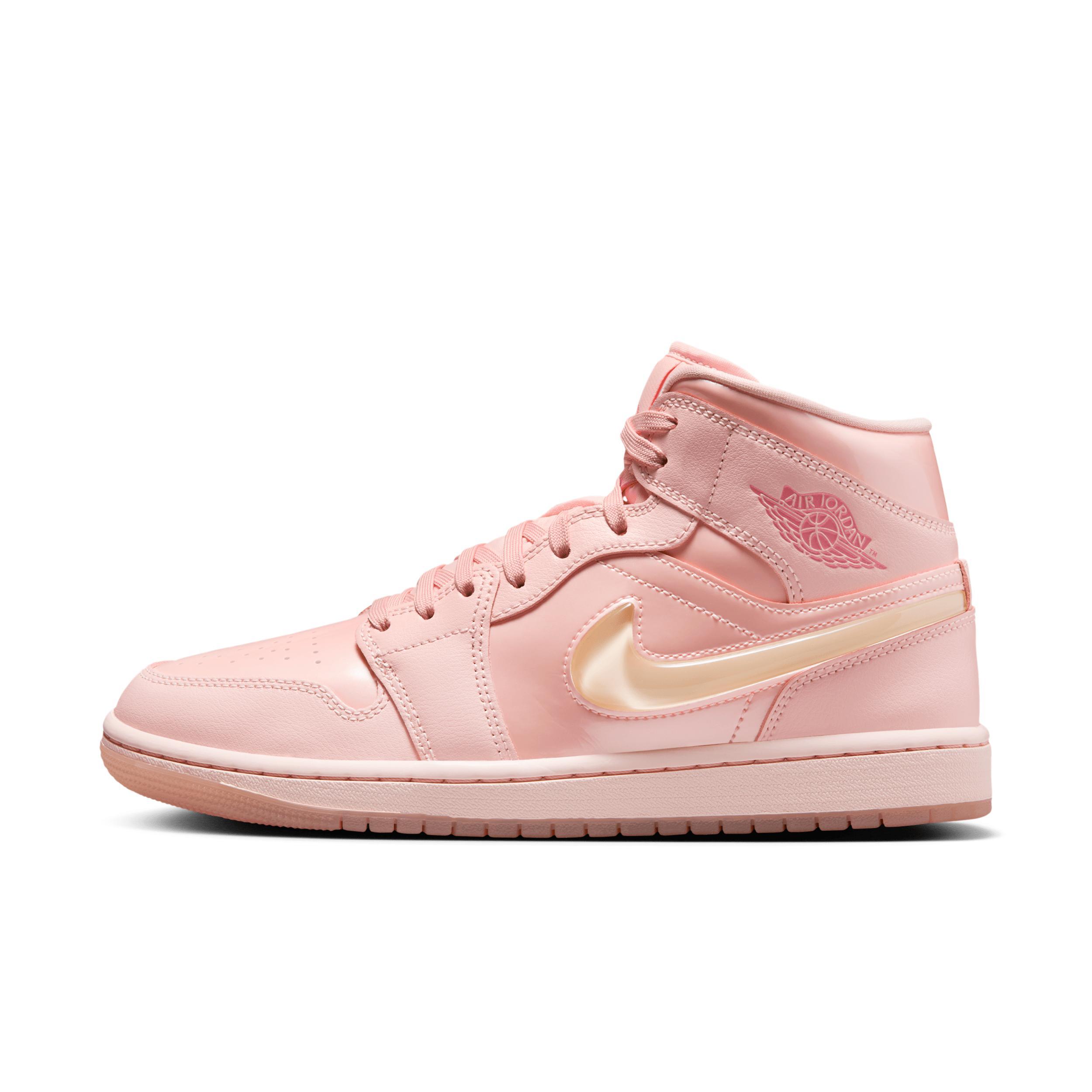 Women's Air Jordan 1 Mid SE Shoes Product Image