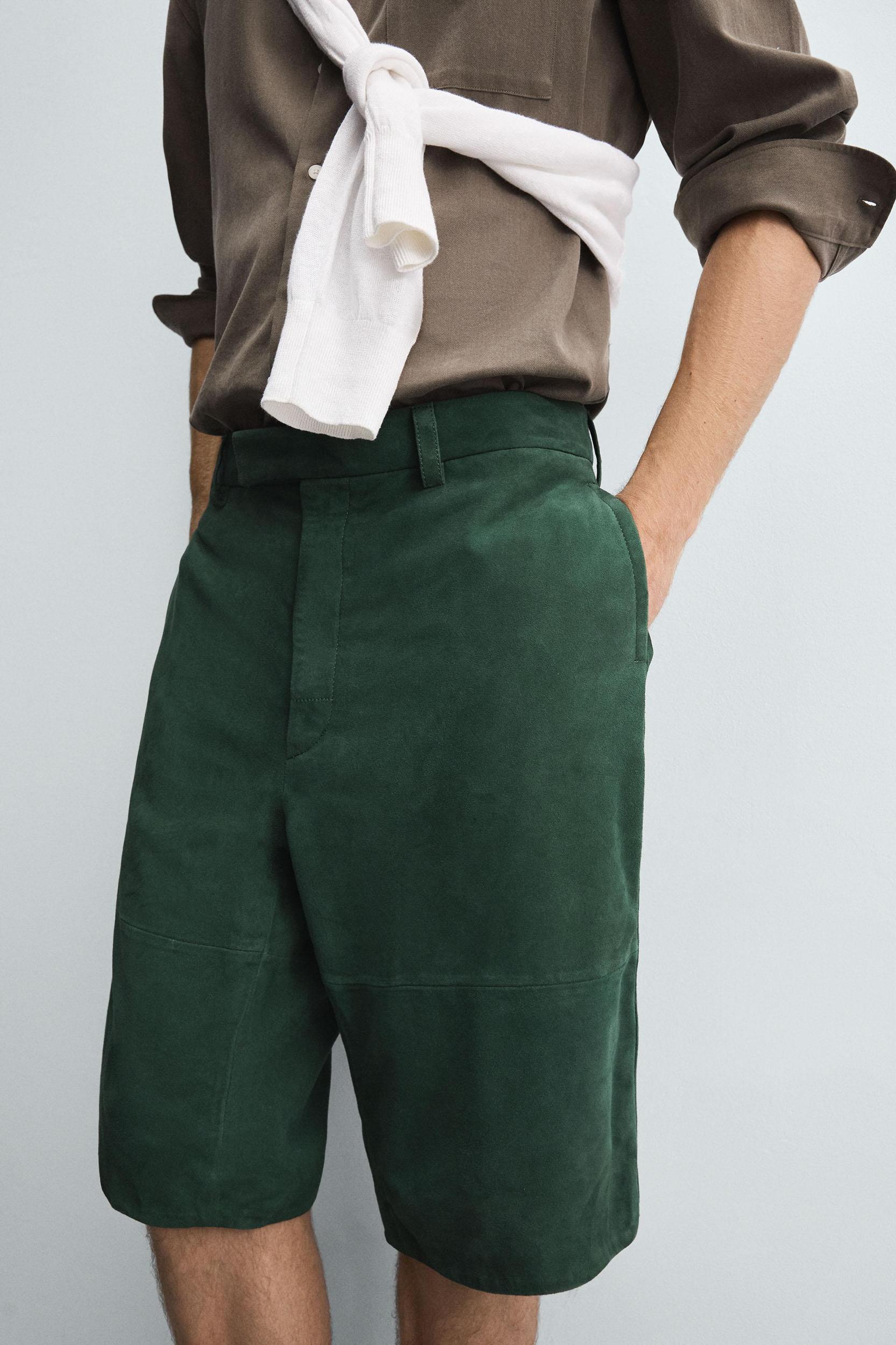 RELAXED FIT SUEDE LEATHER SHORTS Product Image