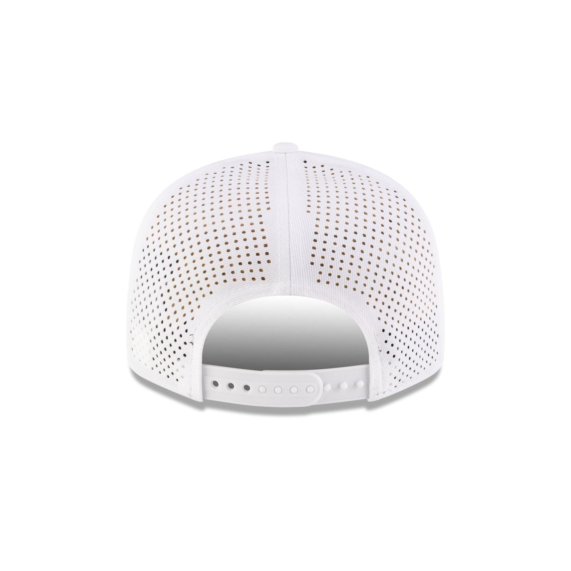 New Era Cap Laurel Wreath White 9FIFTY Snapback Hat Male Product Image