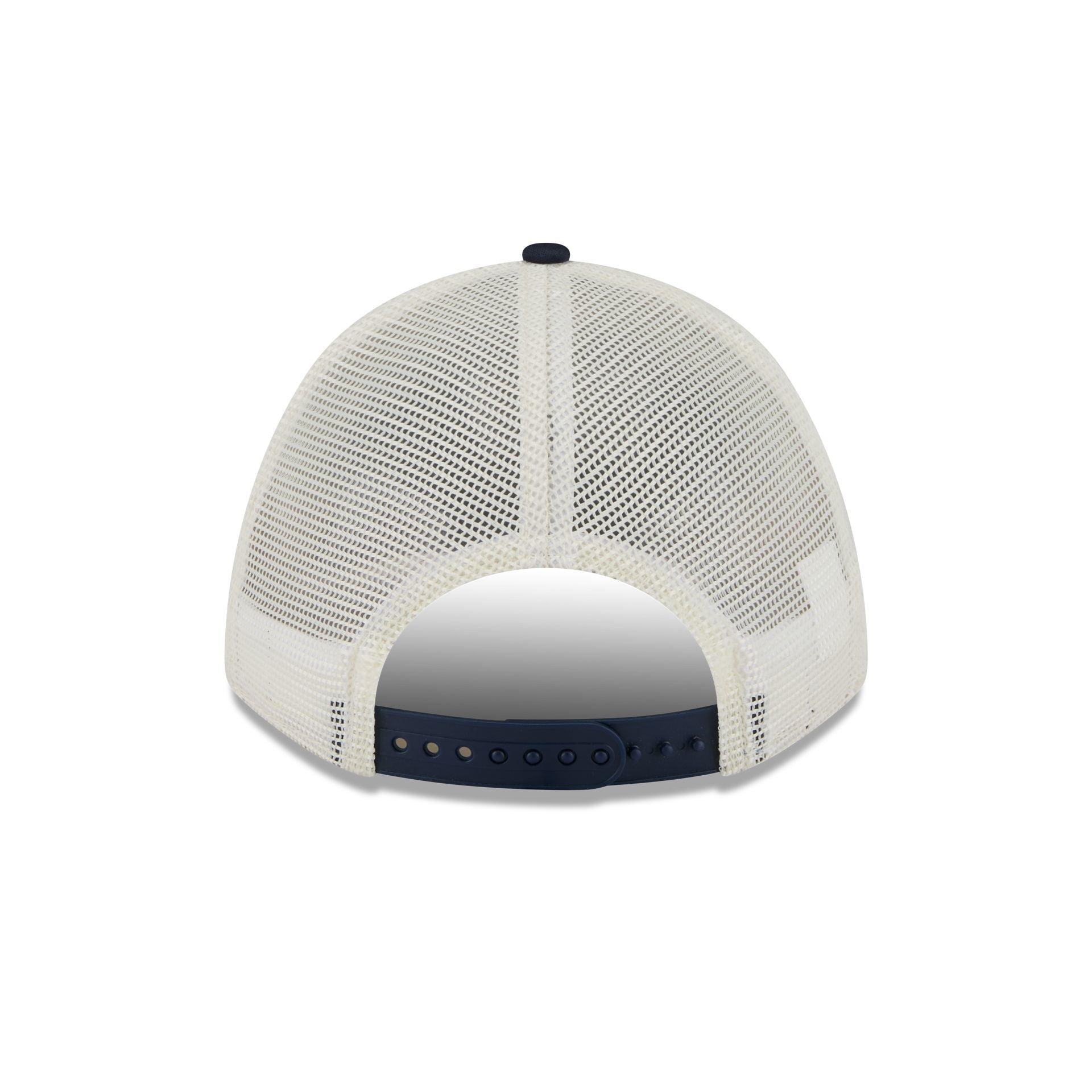 New York Yankees Chrome Arch 9FORTY M-Crown A-Frame Trucker Hat Male Product Image