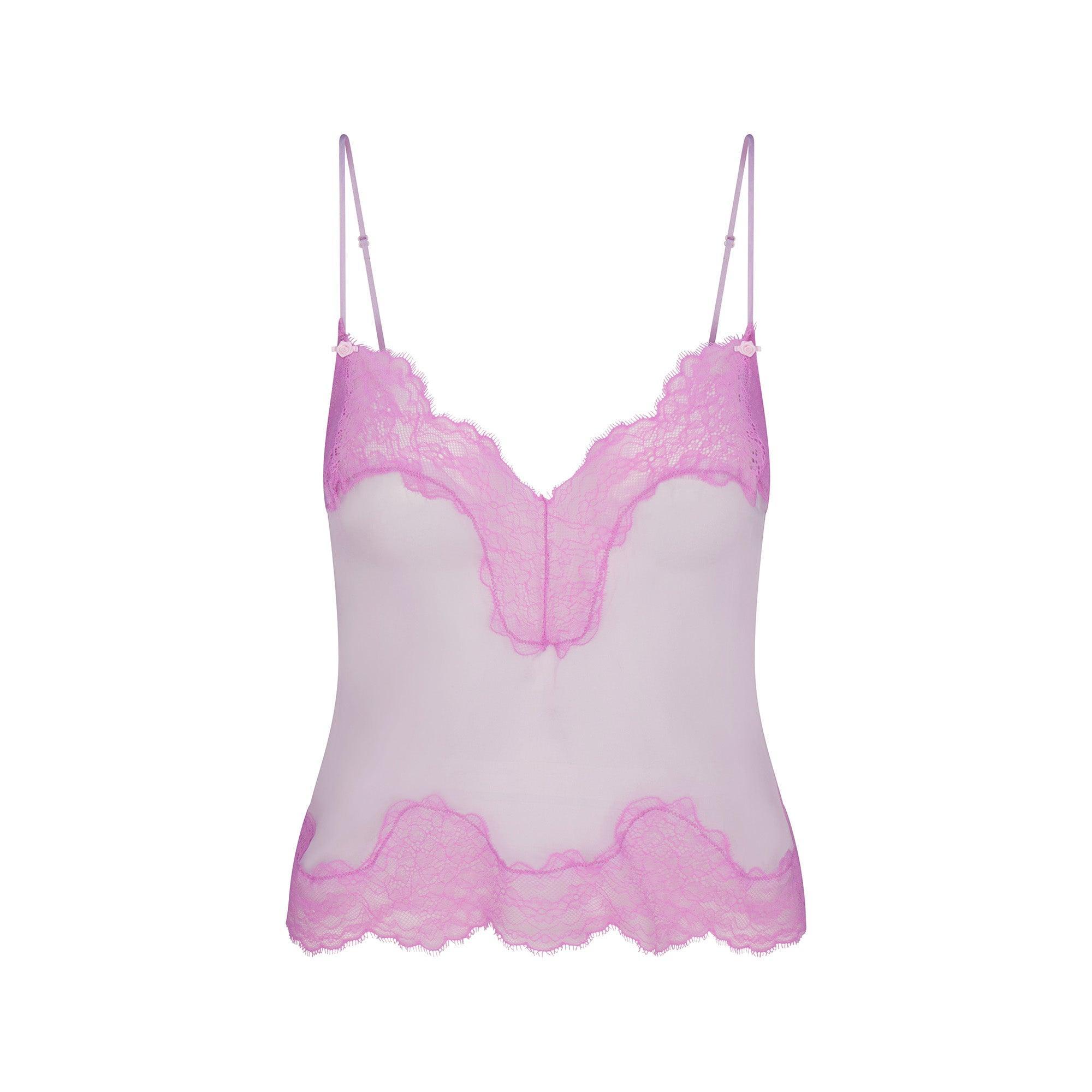 SKIMS ROMANCE LACE CAMI AND SHORT SET | SUGAR PLUM Product Image