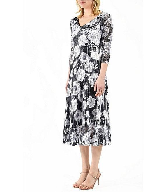 Komarov Charmeuse Floral Lace V-Neck 3/4 Sleeve Pleated Midi Dress Product Image