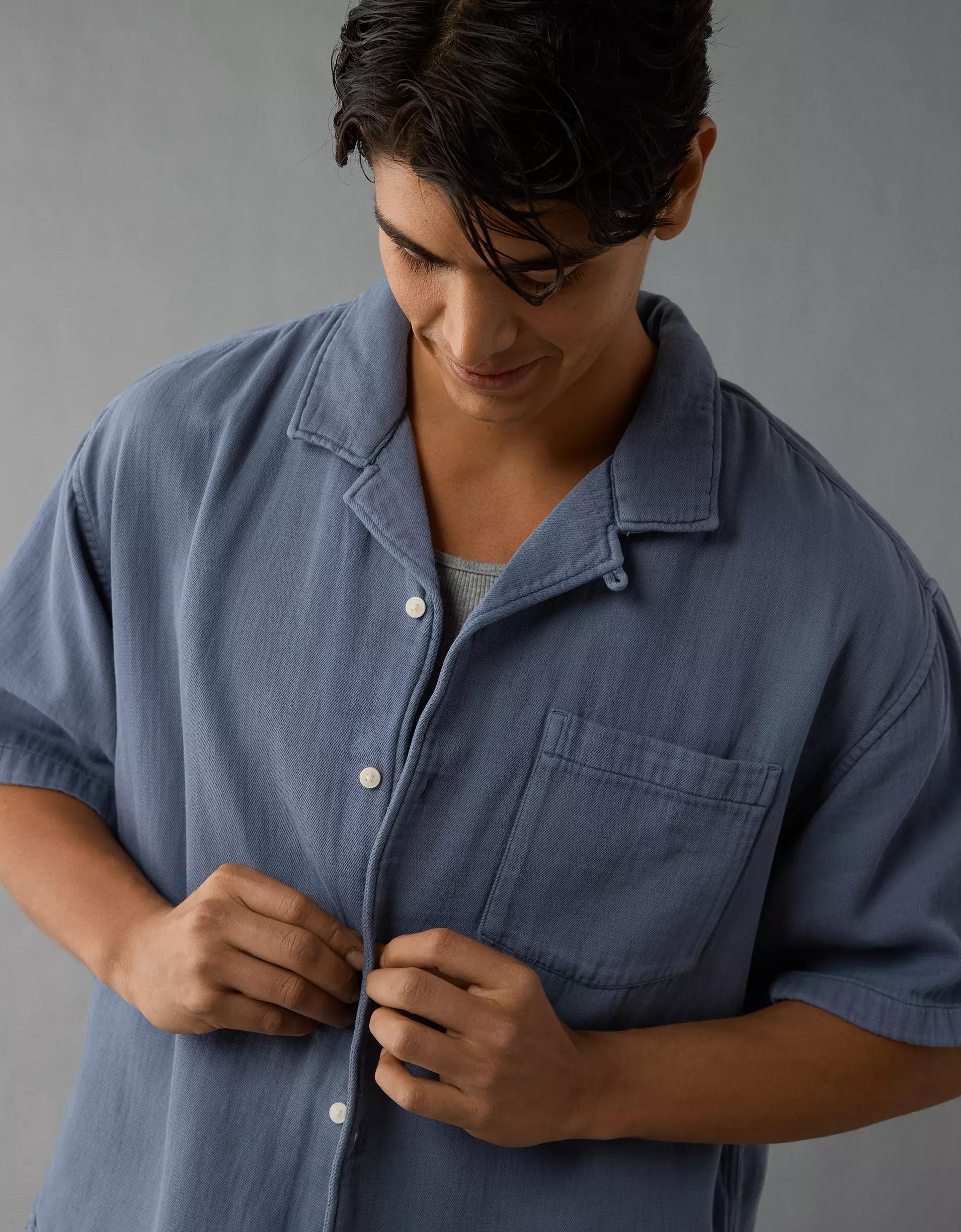 AE Poolside Button-Up Shirt Product Image