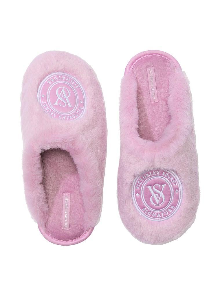 Closed-Toe Faux Fur Slippers Product Image